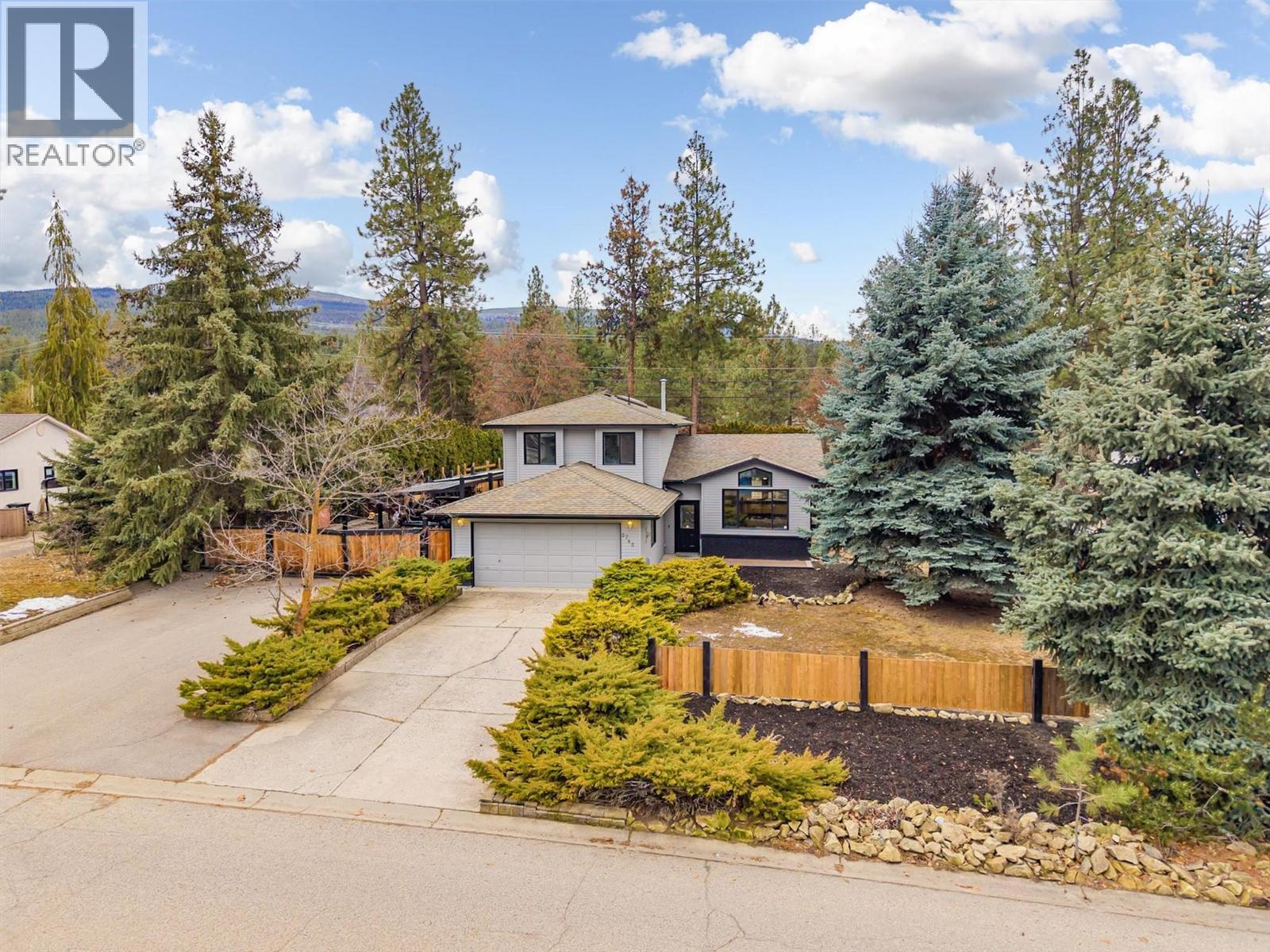 3745 Kimatouche Road, Kelowna