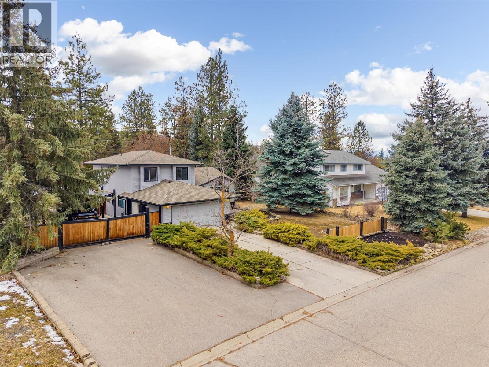 3745 Kimatouche Road, Kelowna