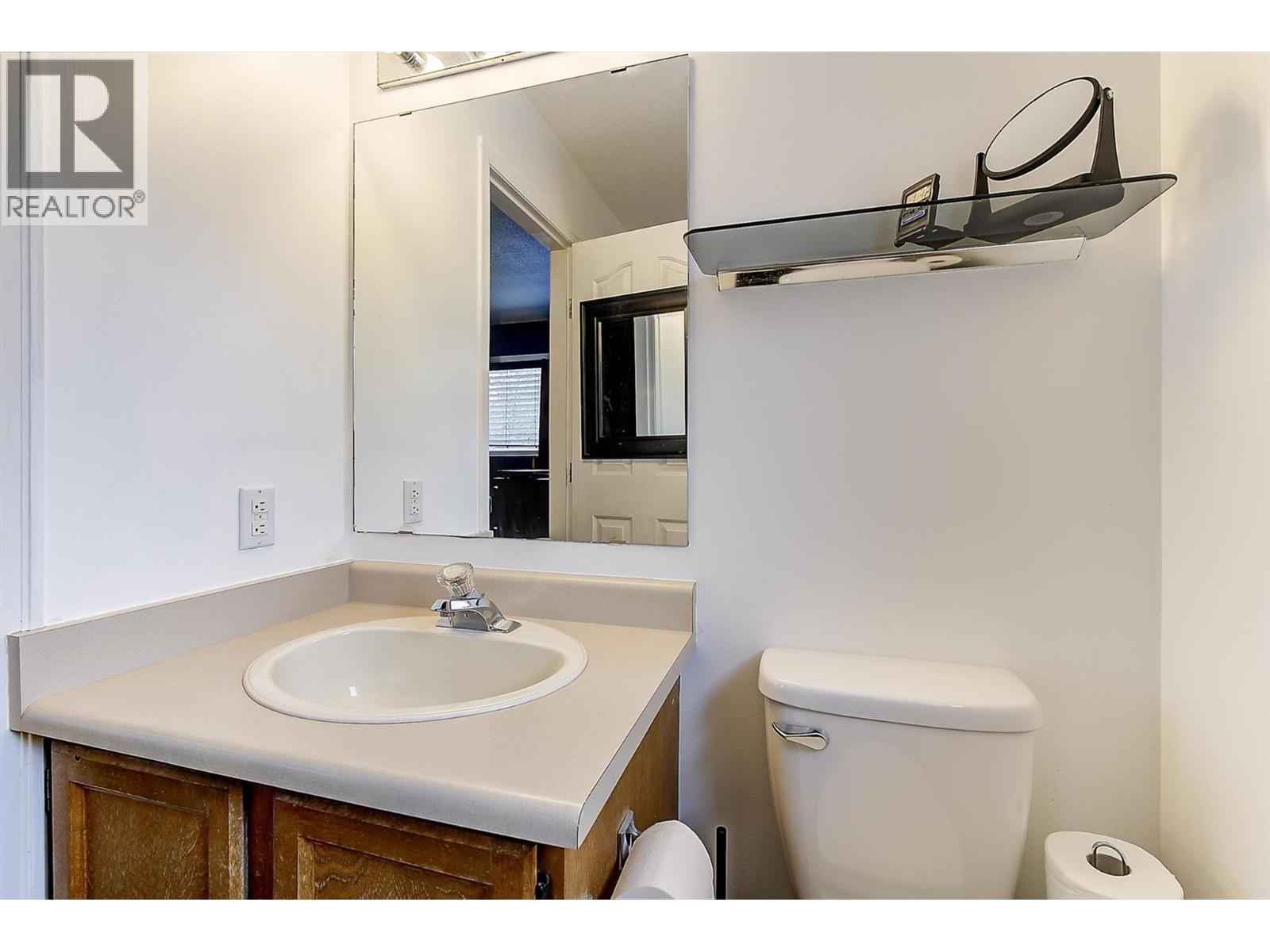 3745 Kimatouche Road, Kelowna