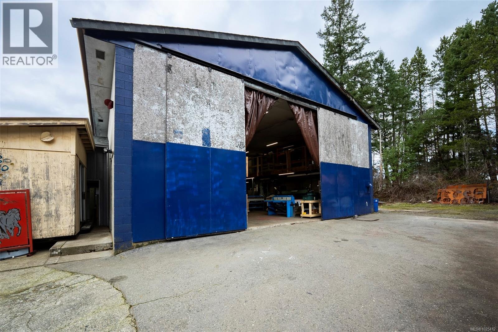 2116 Northfield Rd - 3