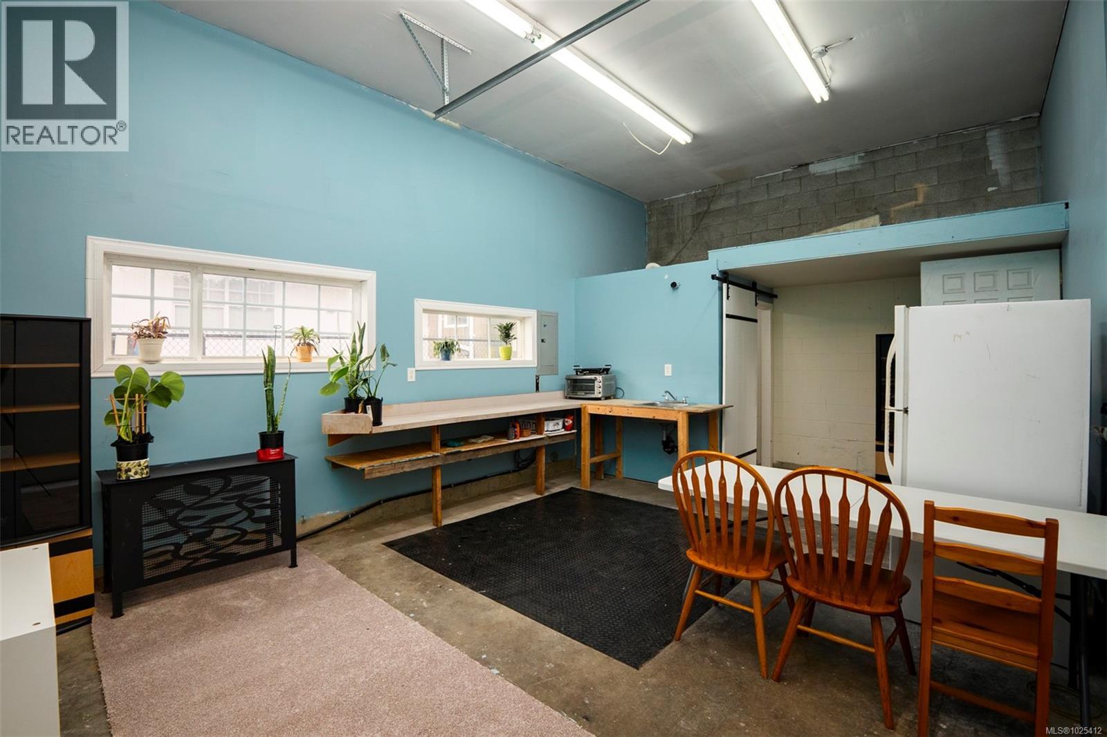 2116 Northfield Rd - 36