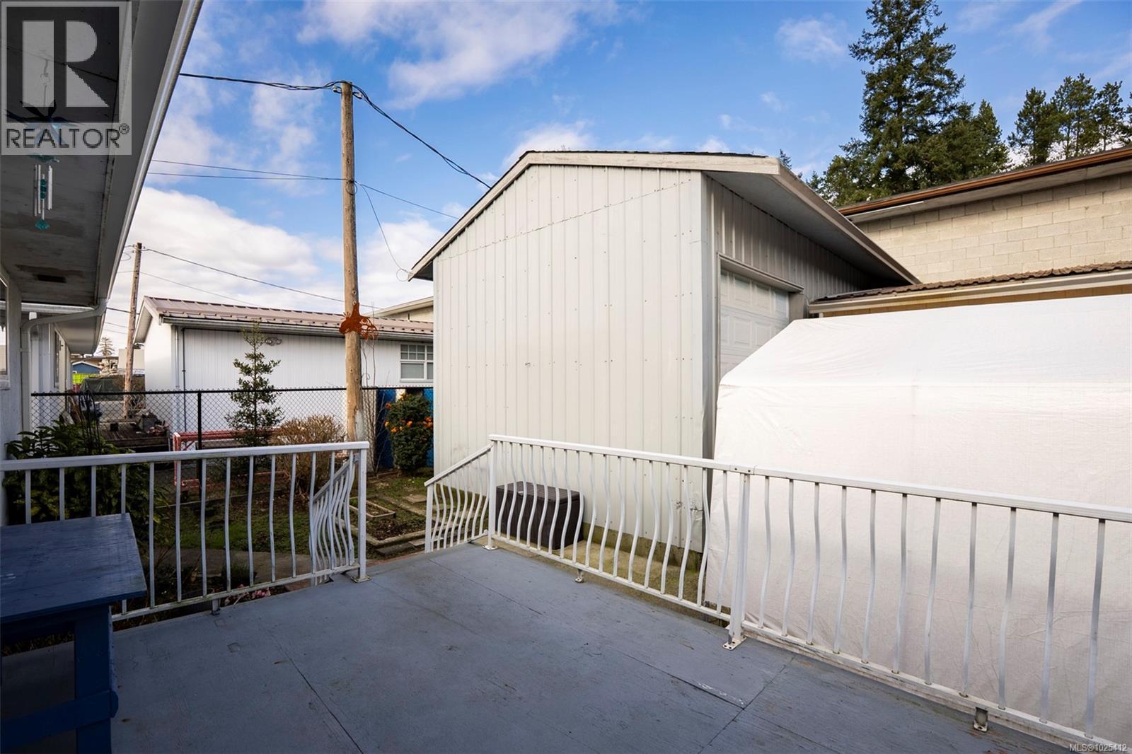 2116 NORTHFIELD RD - 52