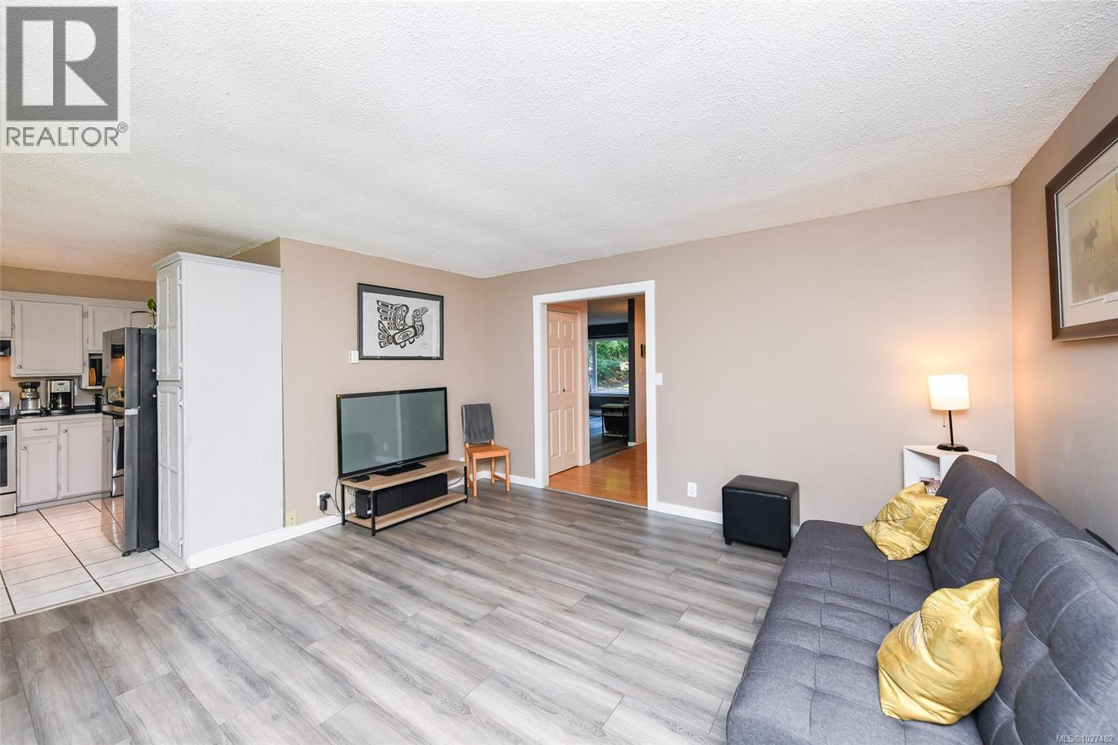 7730 VIVIAN WAY - 12