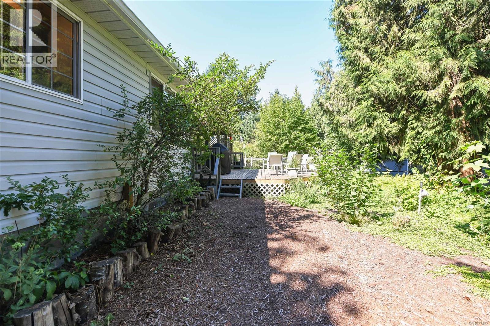 7730 VIVIAN WAY - 40