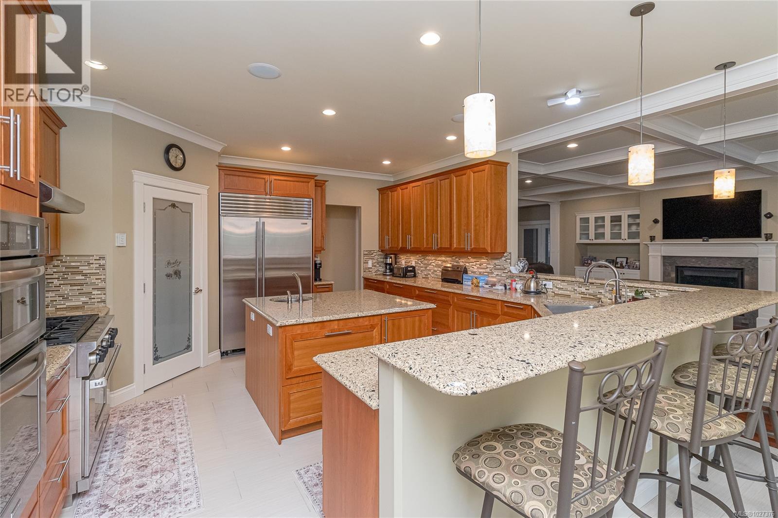 10115 CHEMAINUS RD - 23