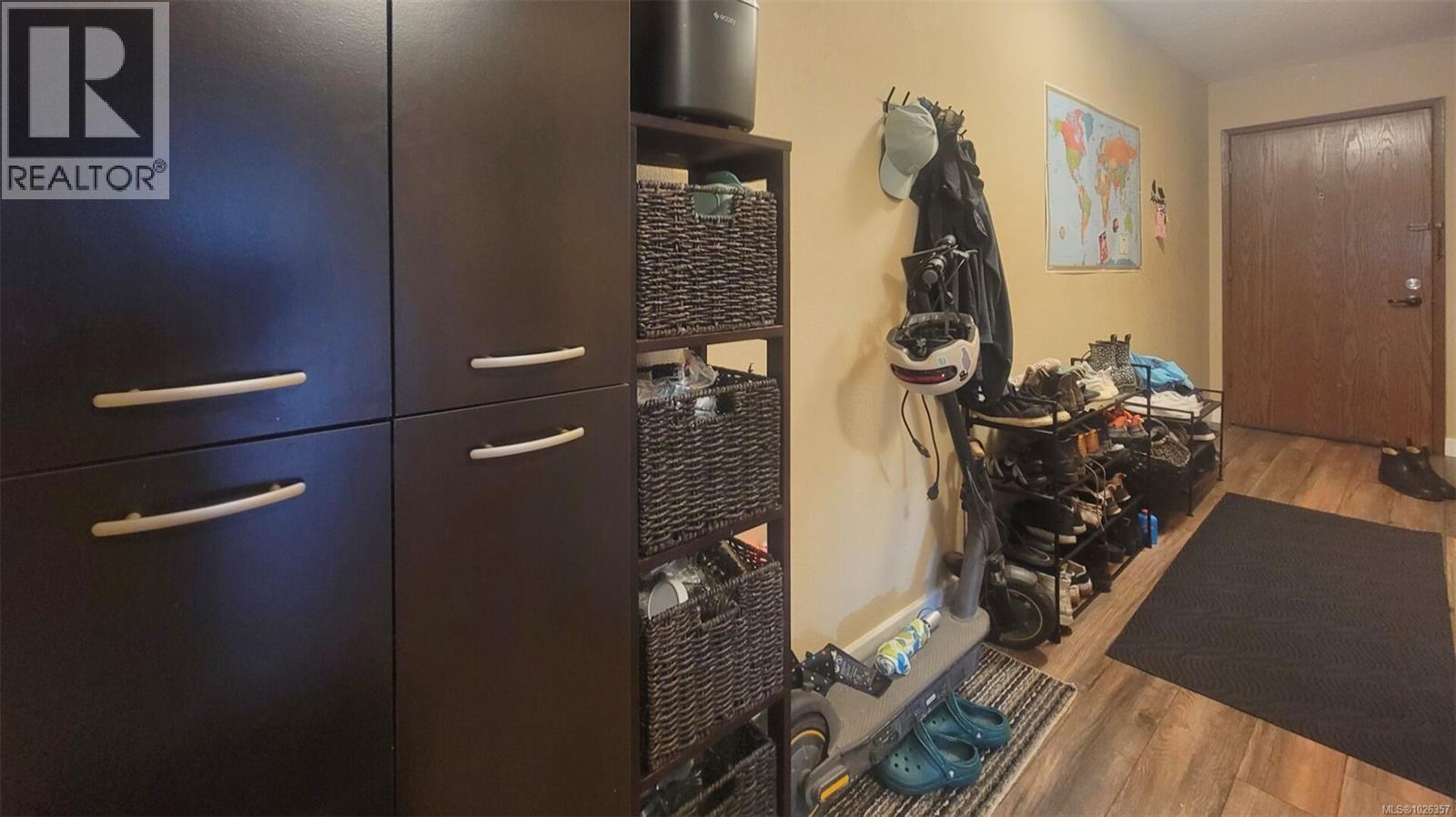 414 1419 Stadacona Avenue, Victoria