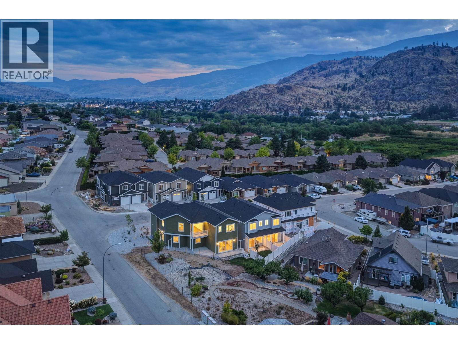 392 Chardonnay Avenue, Oliver