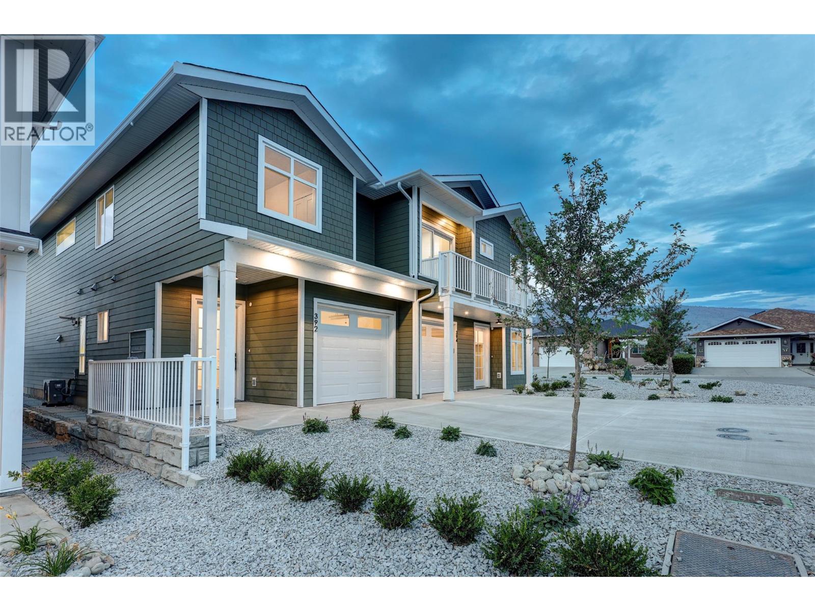 392 Chardonnay Avenue, Oliver