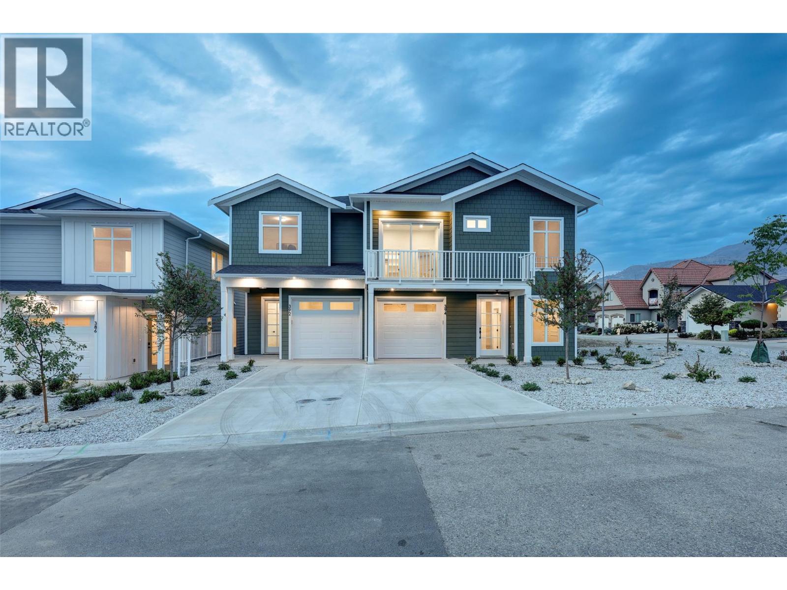 392 Chardonnay Avenue, Oliver