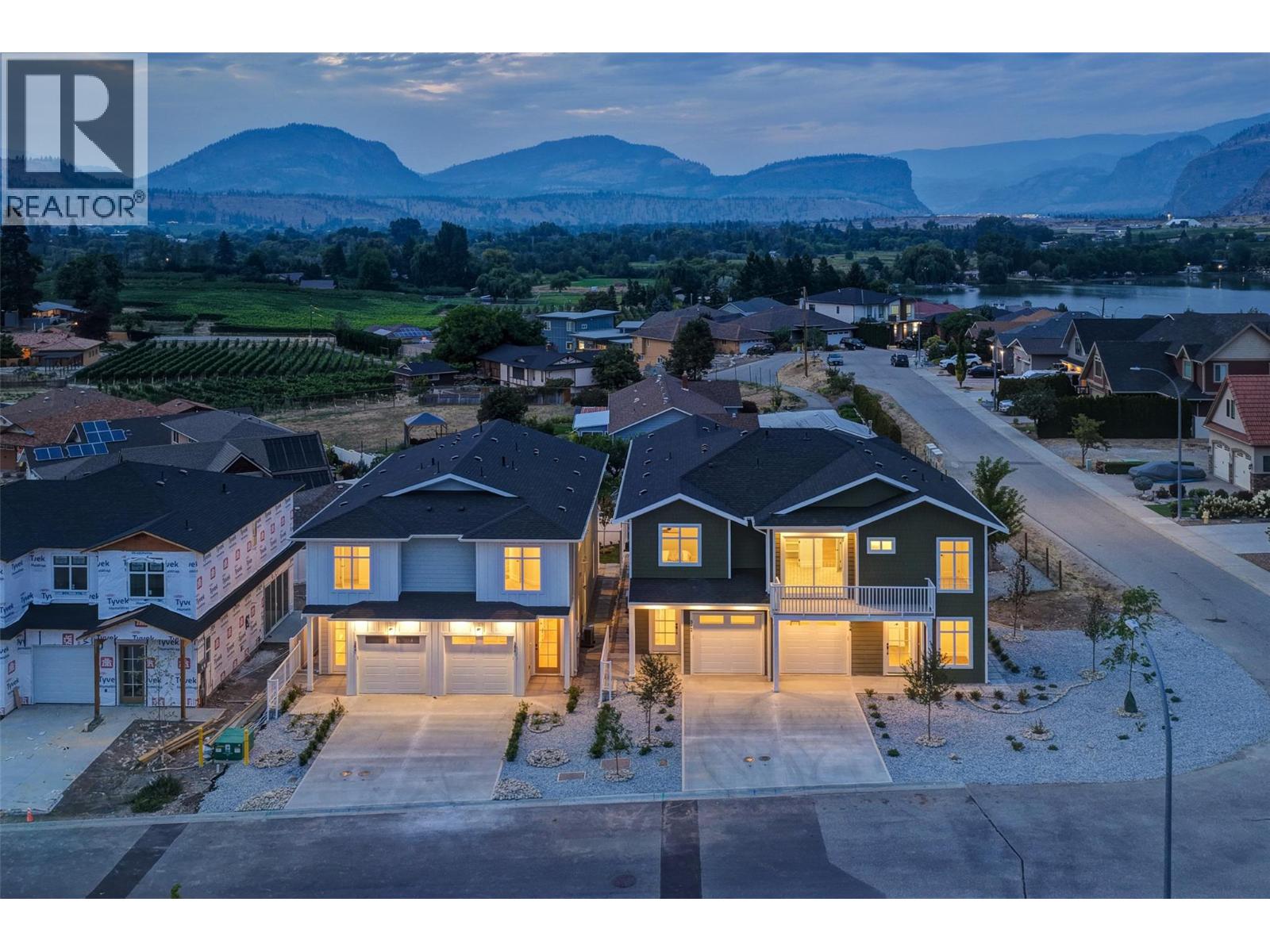 392 Chardonnay Avenue, Oliver