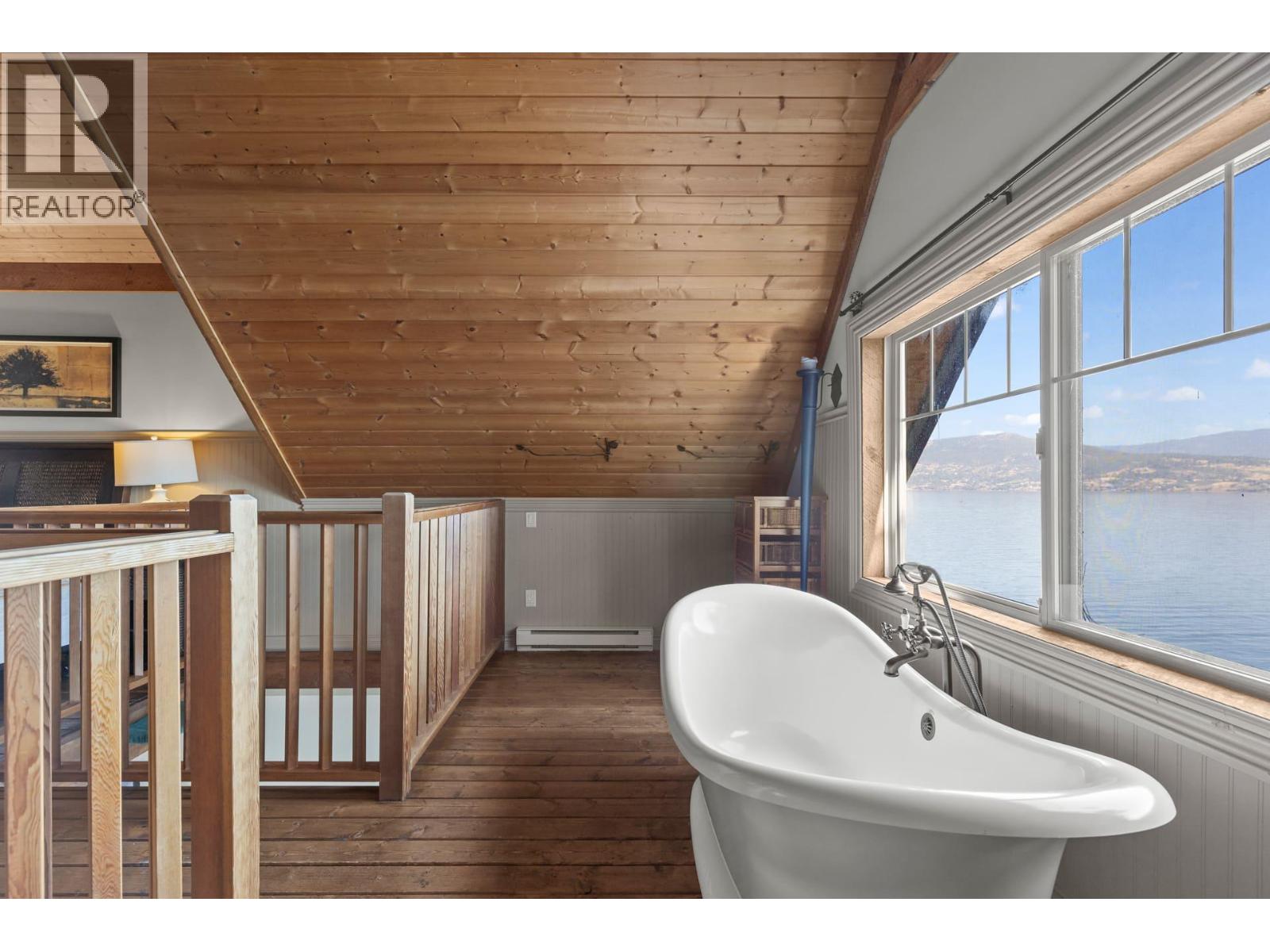 4215 Westside Road Unit# 7, Kelowna