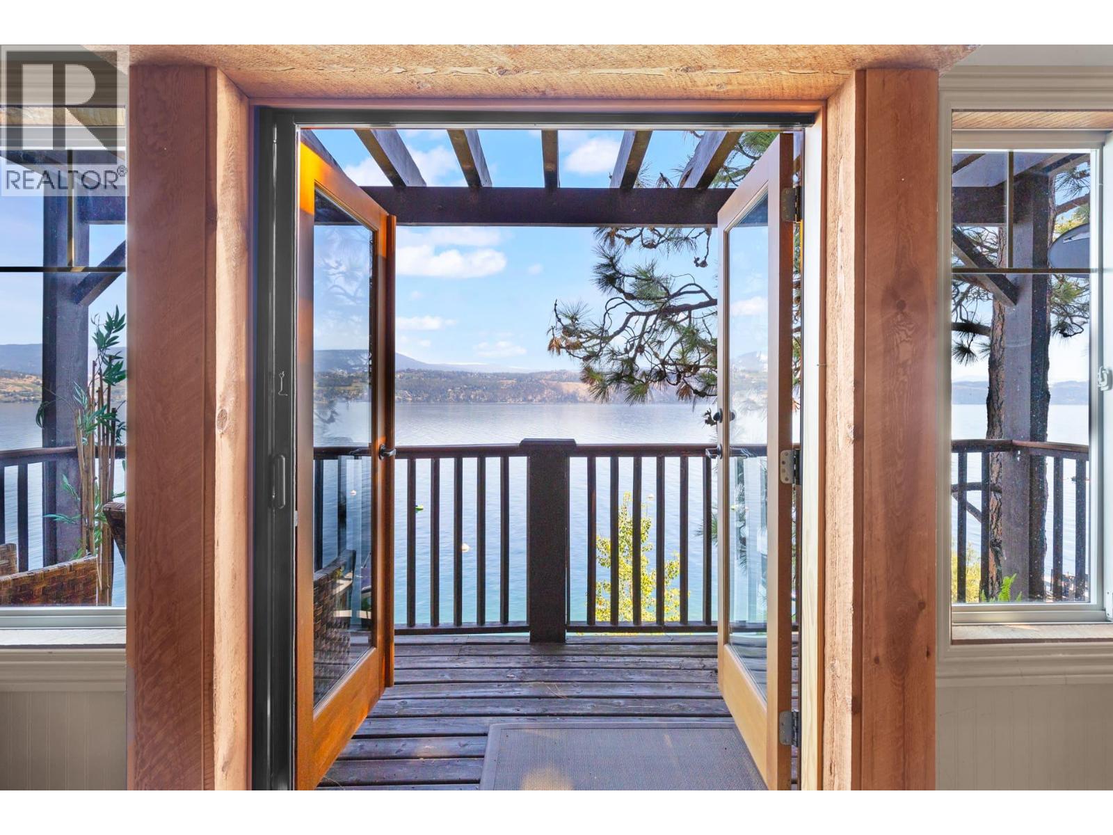 4215 Westside Road Unit# 7, Kelowna