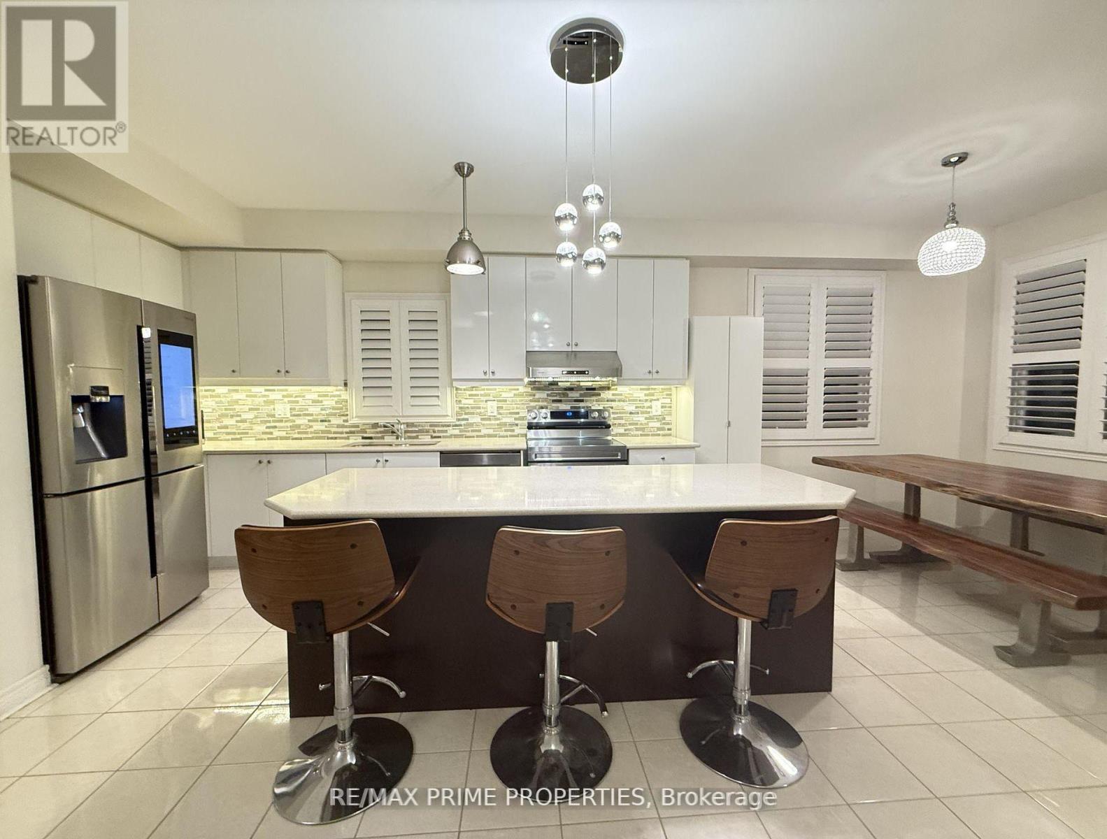 389 WILLIAM FORSTER ROAD