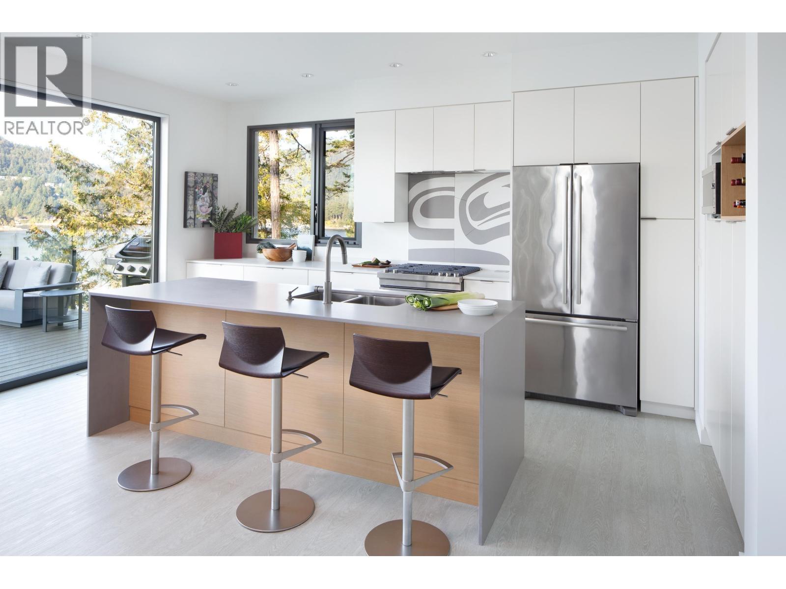 4219 FRANCIS PENINSULA ROAD, Pender Harbour