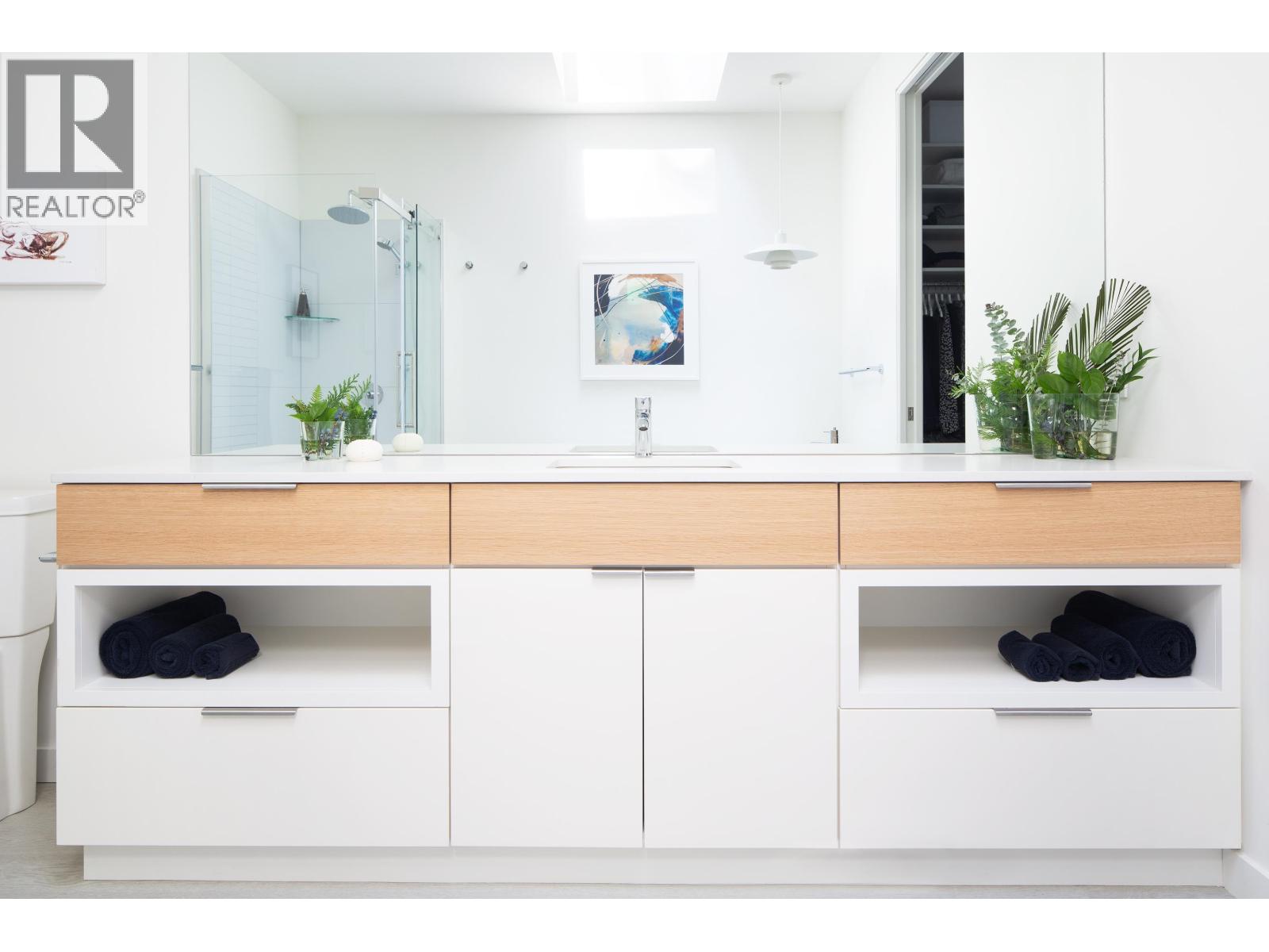 4219 FRANCIS PENINSULA ROAD, Pender Harbour