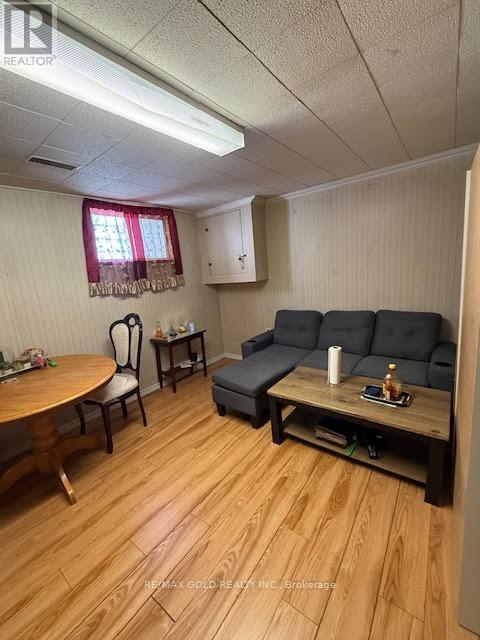 101 SILVERSTONE DRIVE - Photo 5 of 8, Toronto (Mount Olive-Silverstone-Jamestown), Ontario