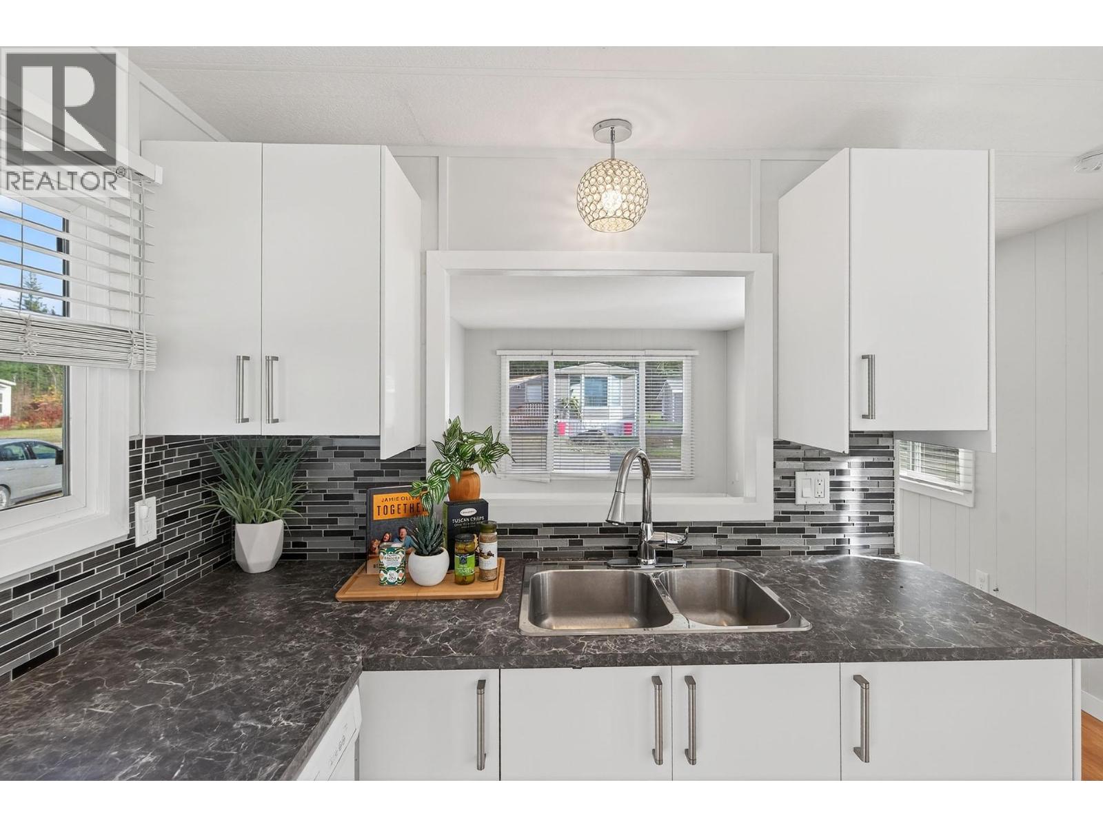 121 Ferry Road Unit# 12, Clearwater