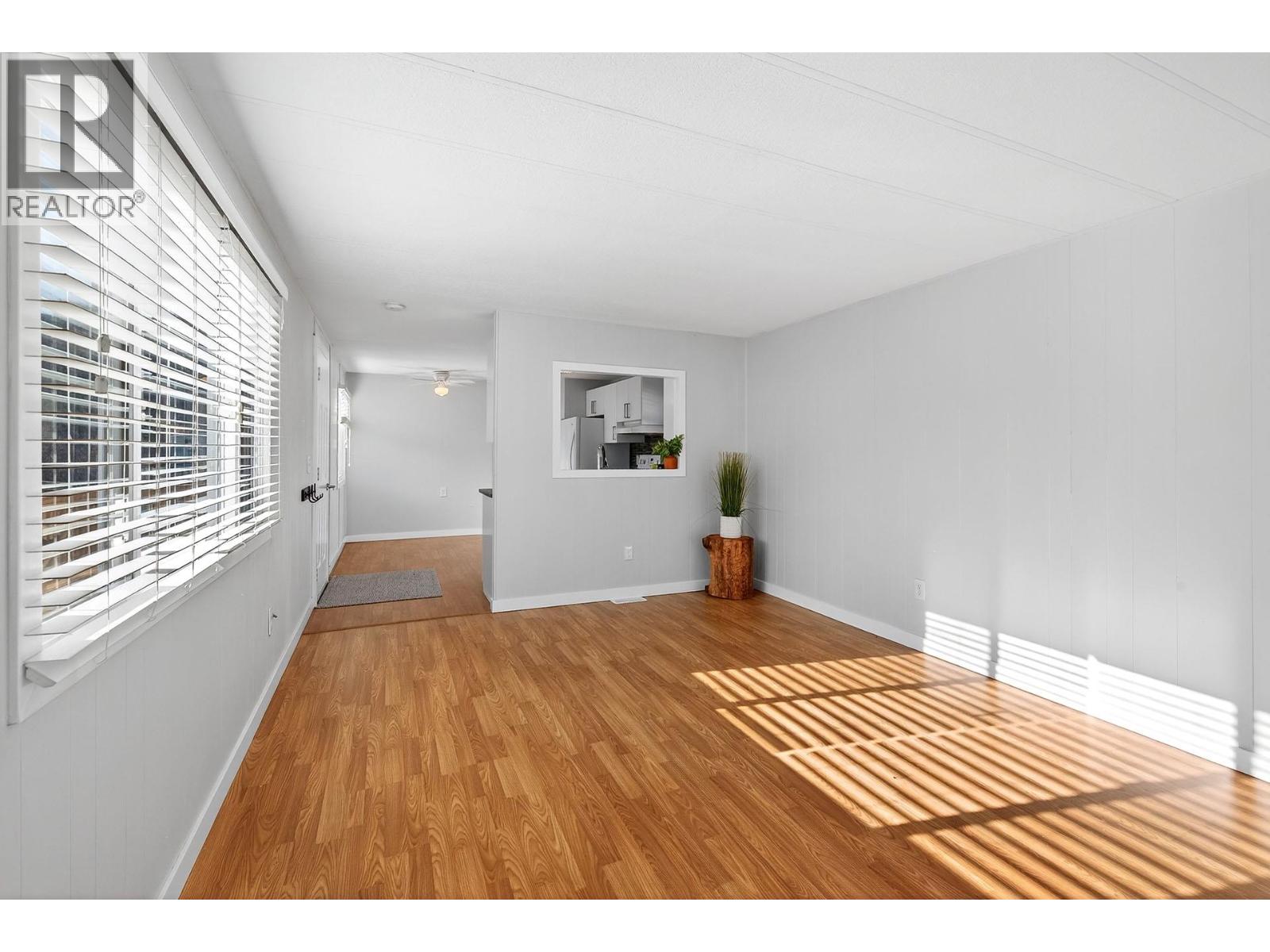 #12 121 Ferry Road - 43