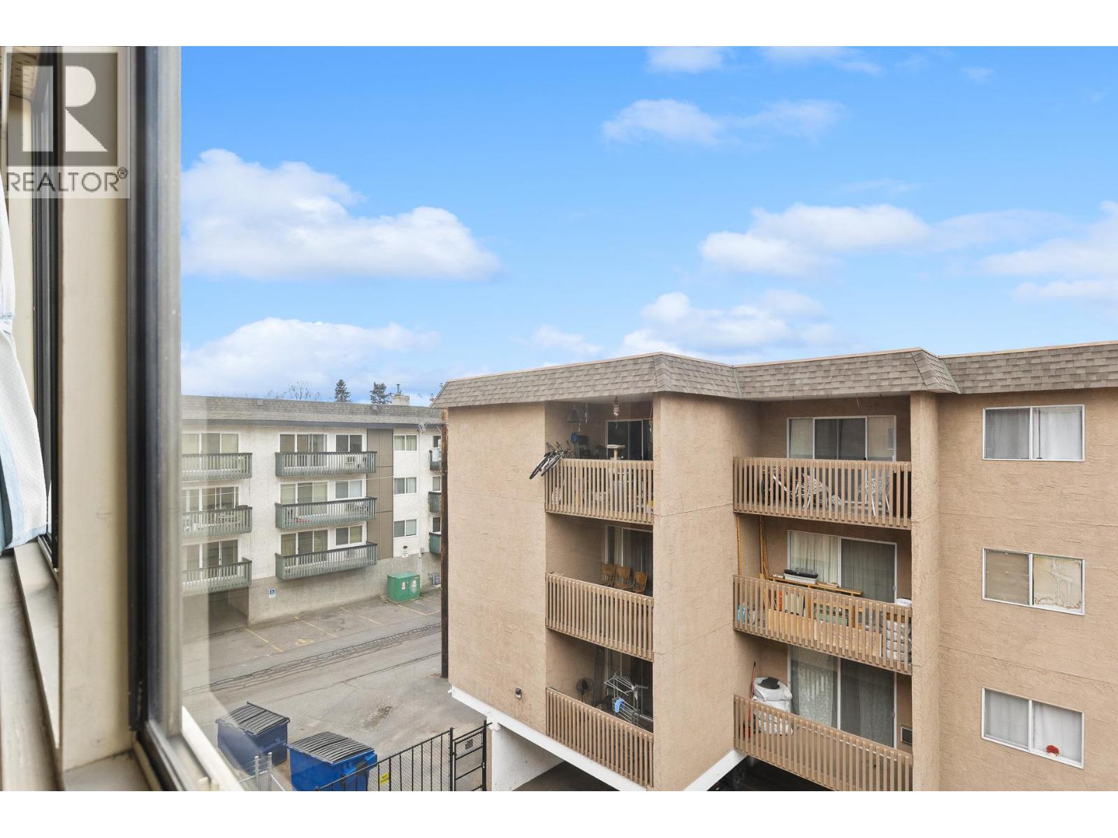555 Rowcliffe Avenue Unit# 406, Kelowna