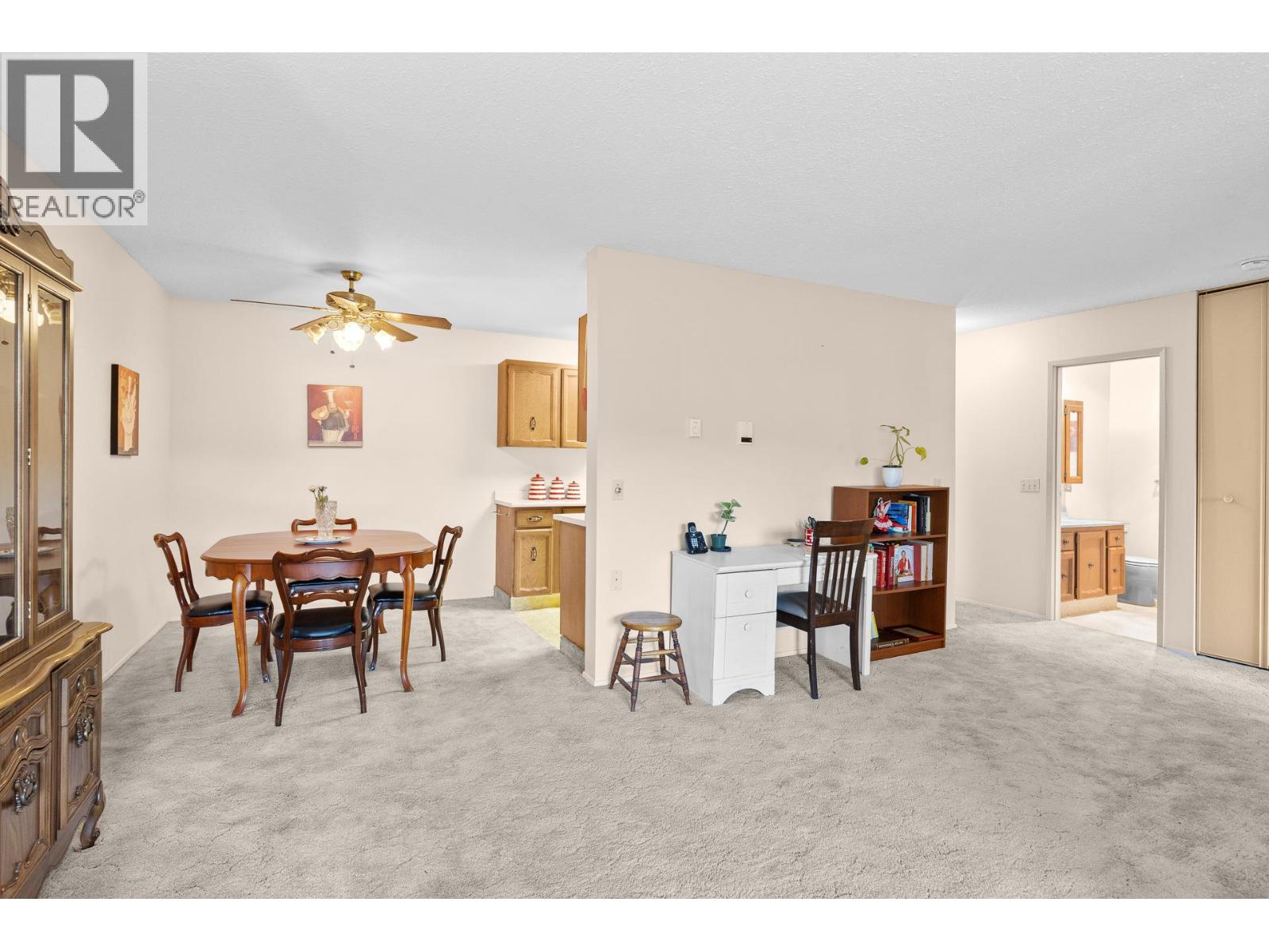 555 Rowcliffe Avenue Unit# 406, Kelowna