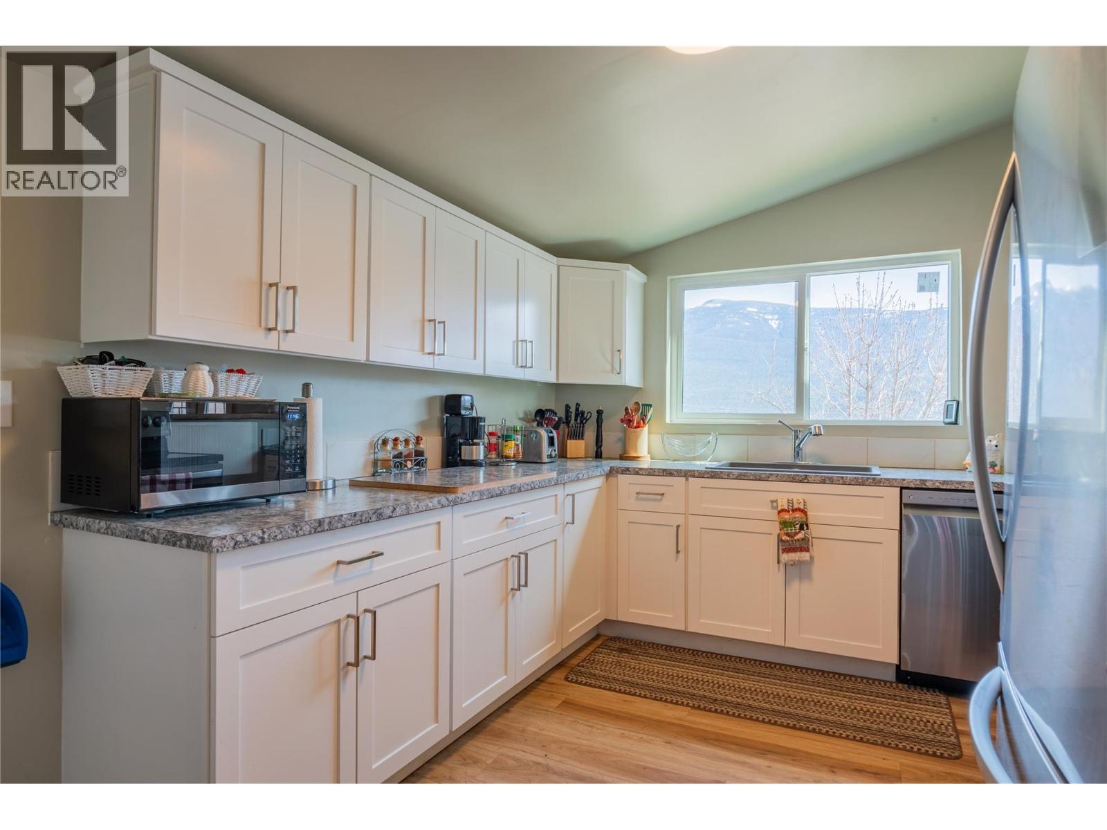 3553 SPRAGUE Street - 22