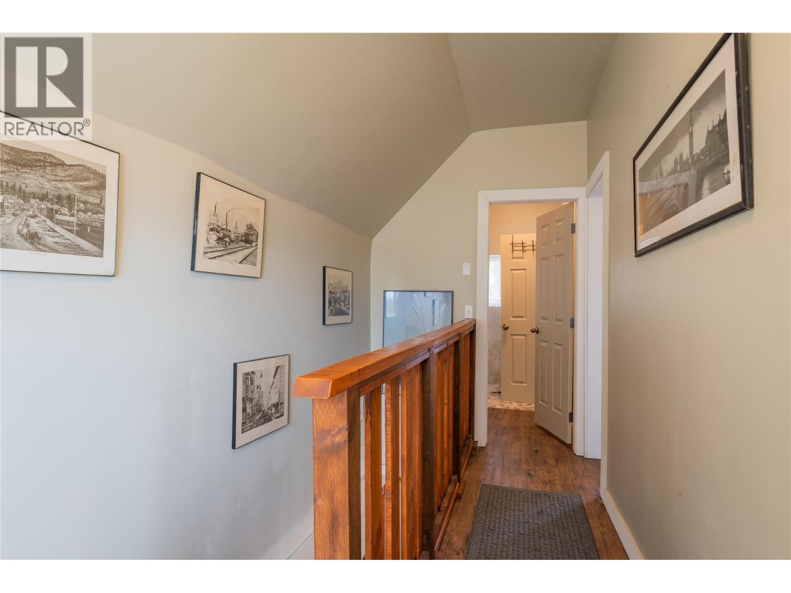 3553 SPRAGUE Street, Ainsworth