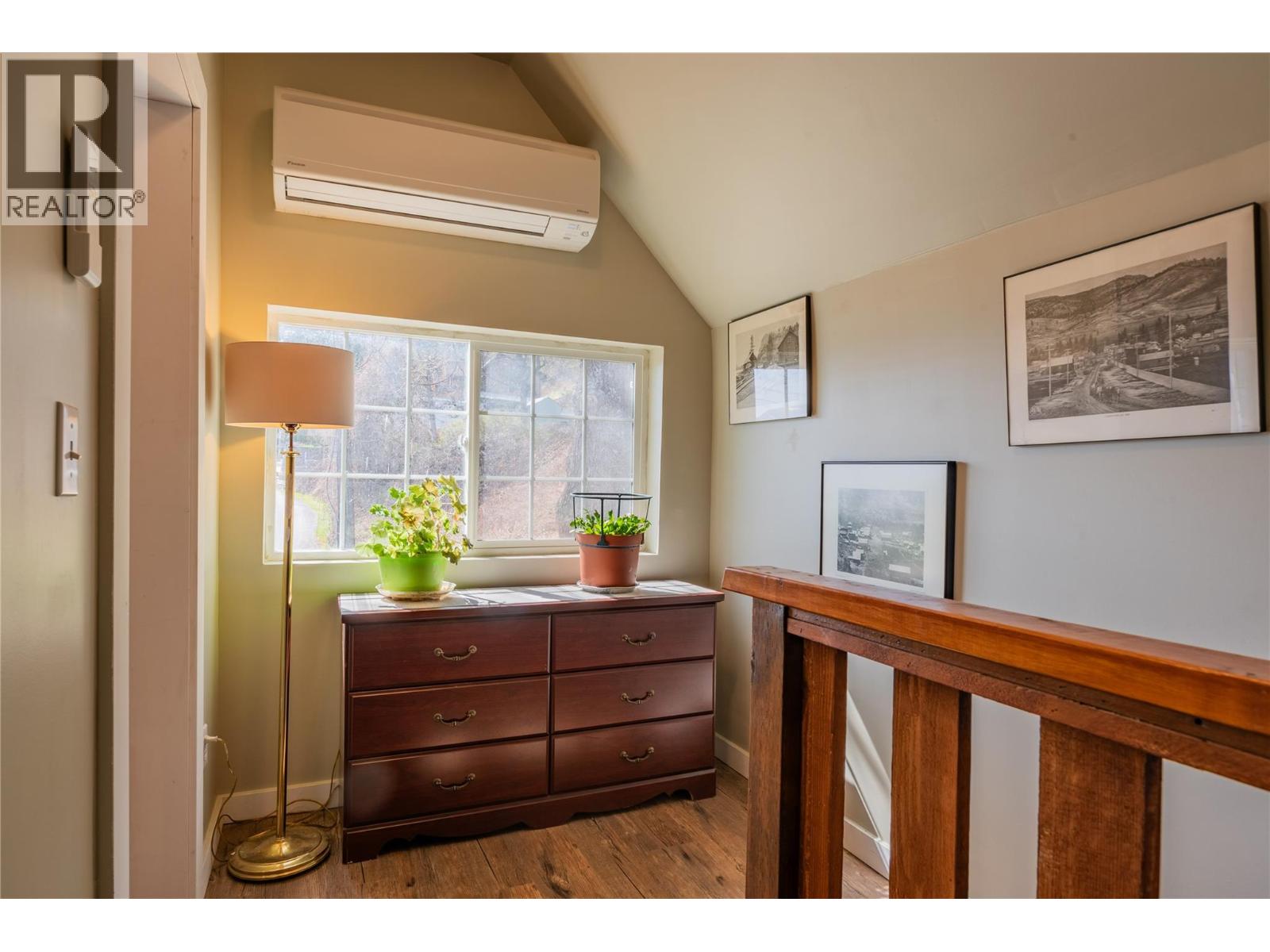 3553 SPRAGUE Street, Ainsworth