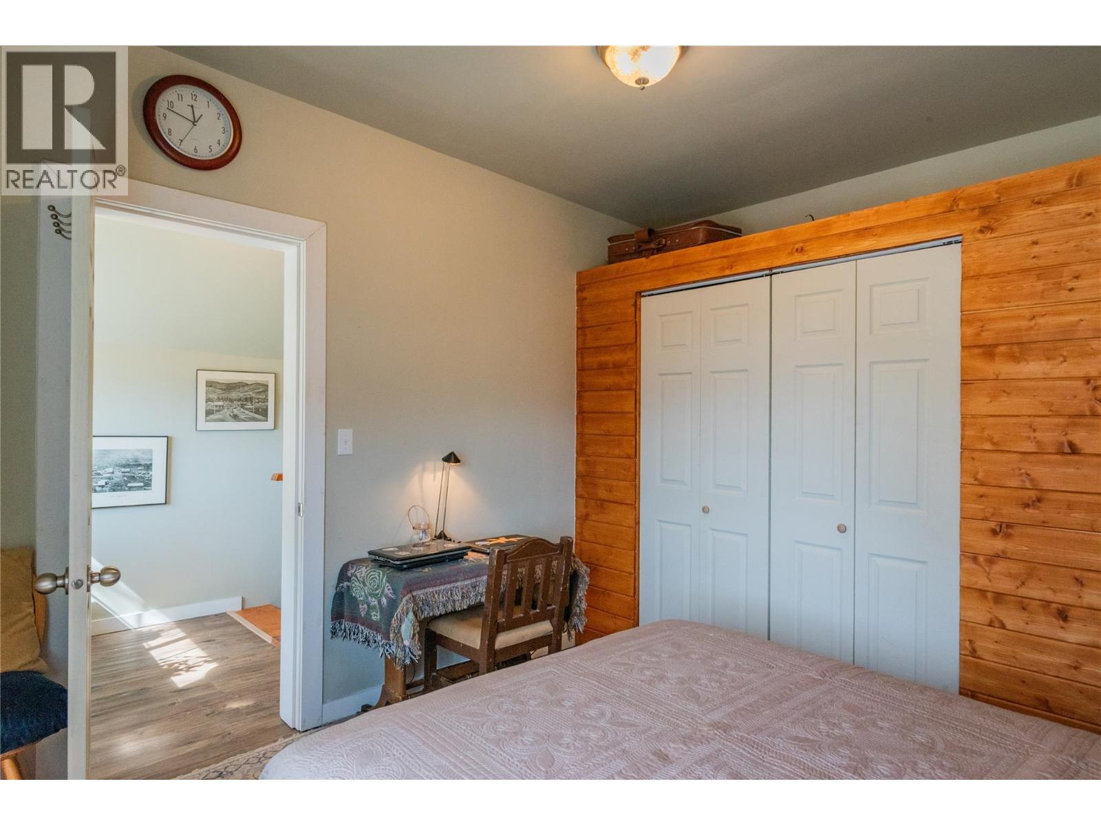 3553 SPRAGUE Street, Ainsworth