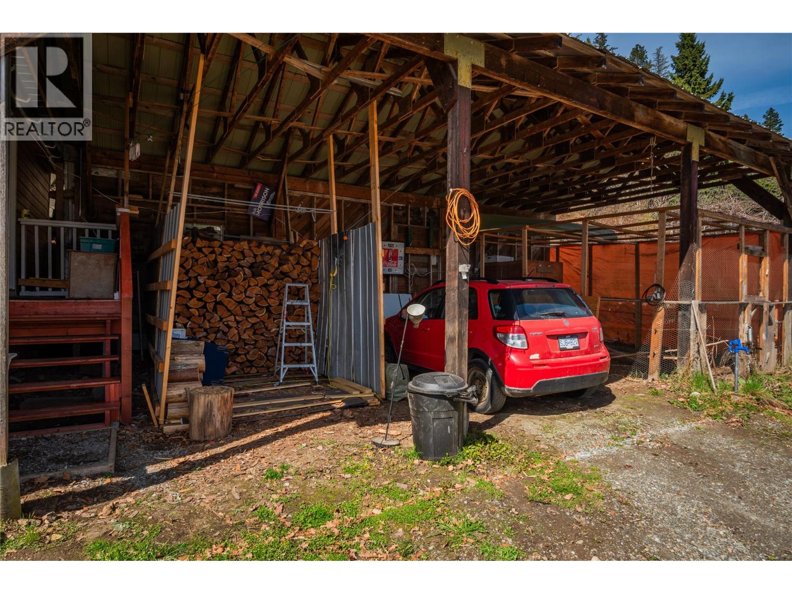 3553 SPRAGUE Street, Ainsworth