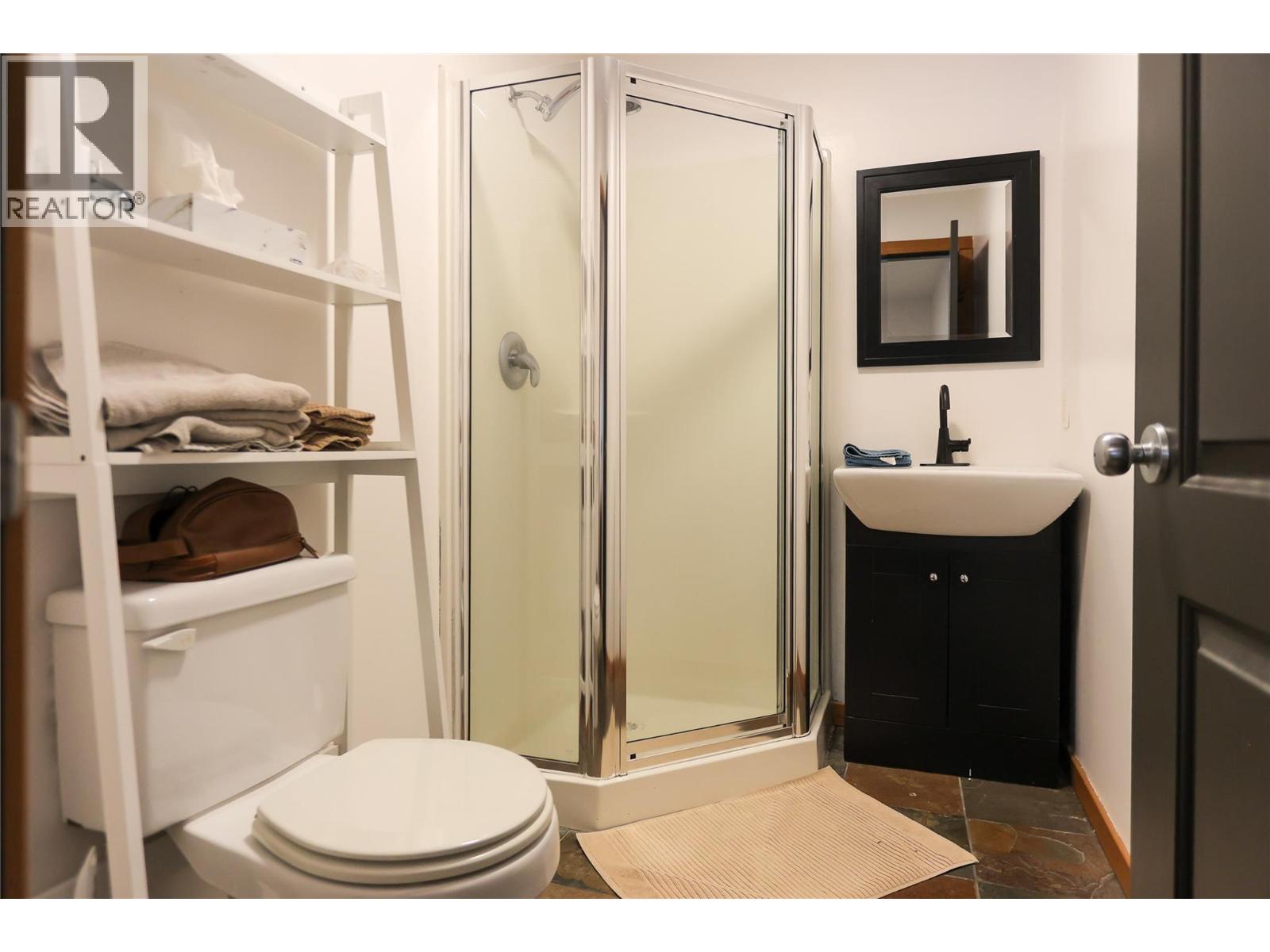 1901 CHOQUETTE Avenue Unit# 101, Nelson