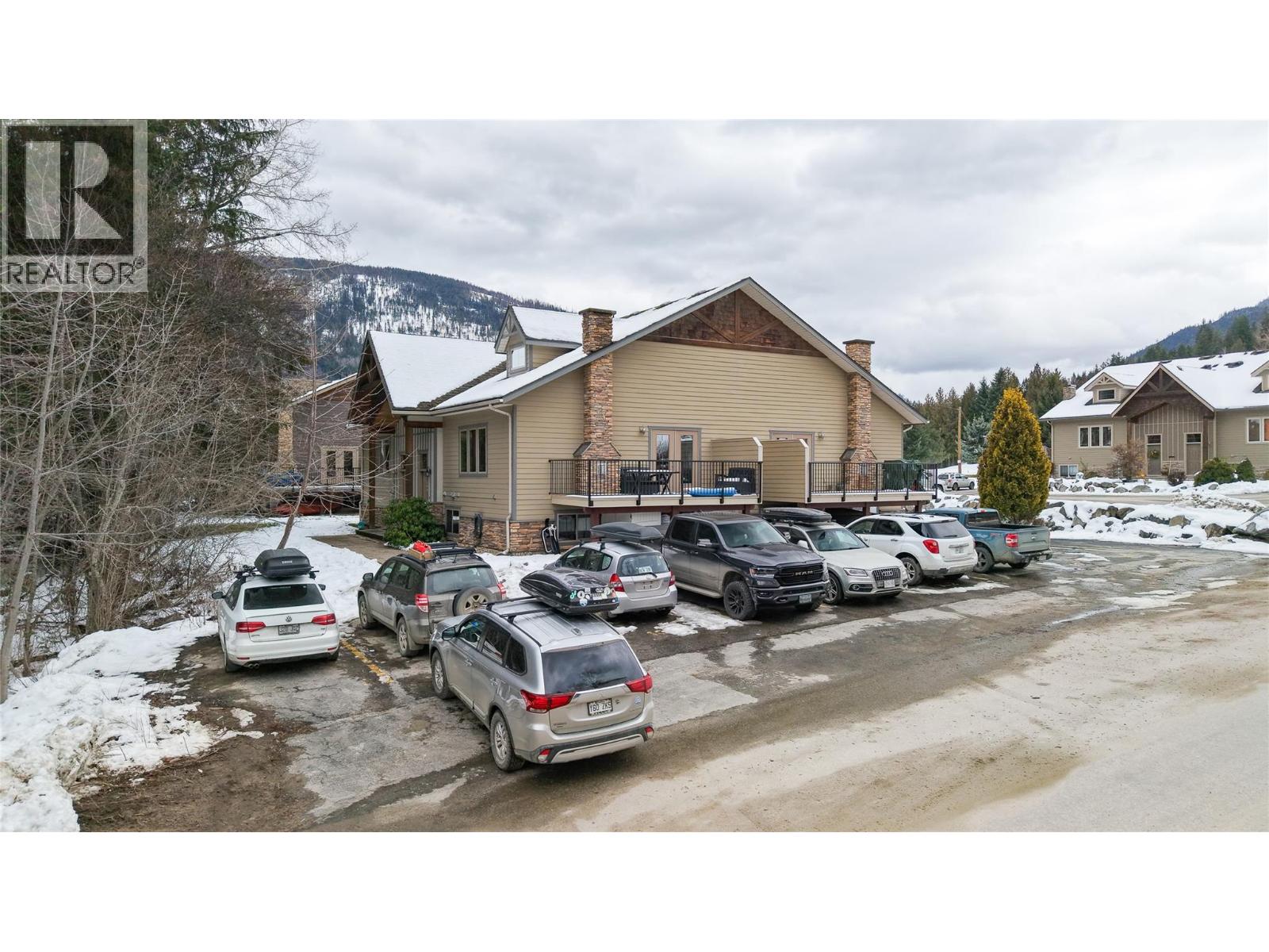 1901 CHOQUETTE Avenue Unit# 101, Nelson