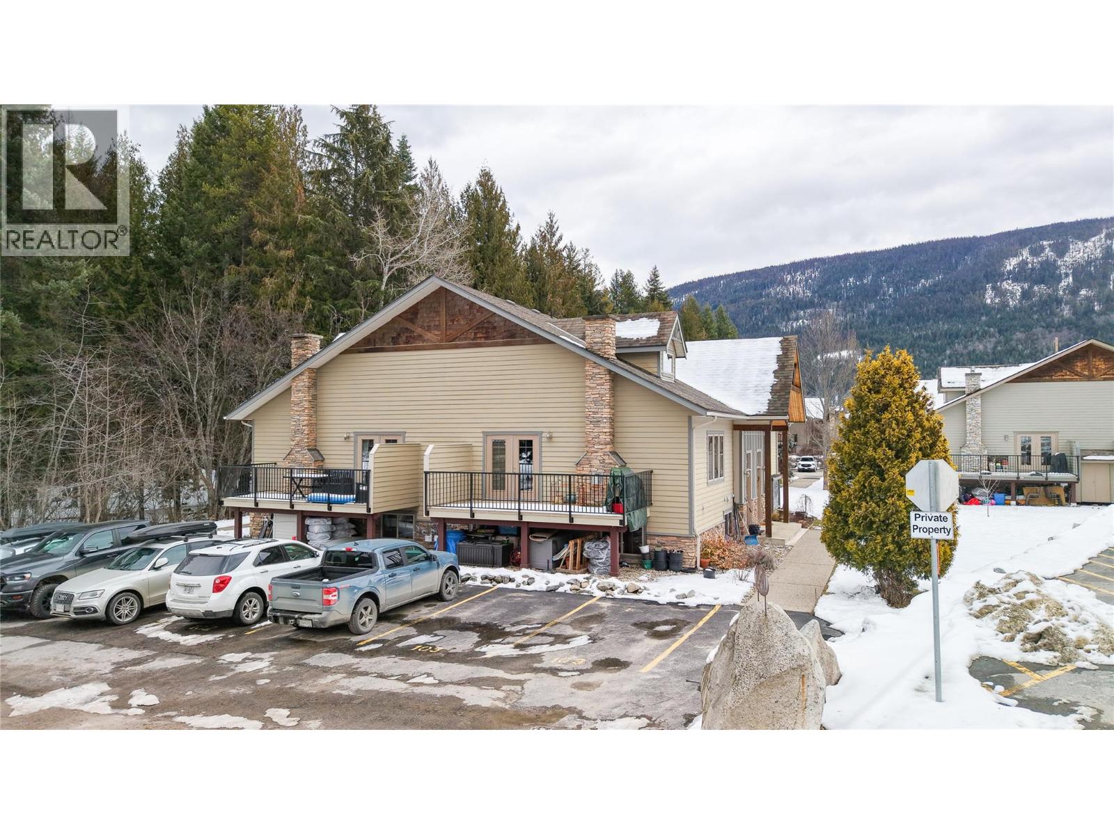 1901 CHOQUETTE Avenue Unit# 101, Nelson