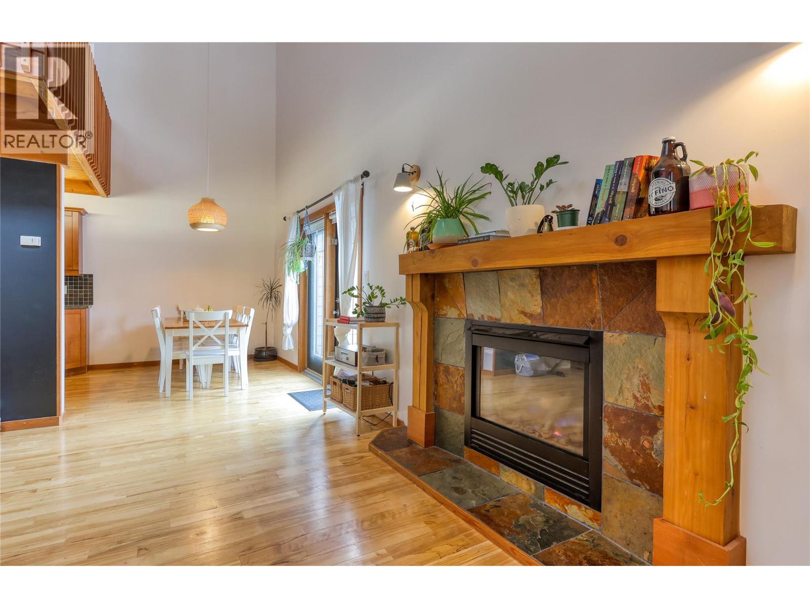 1901 CHOQUETTE Avenue Unit# 101, Nelson