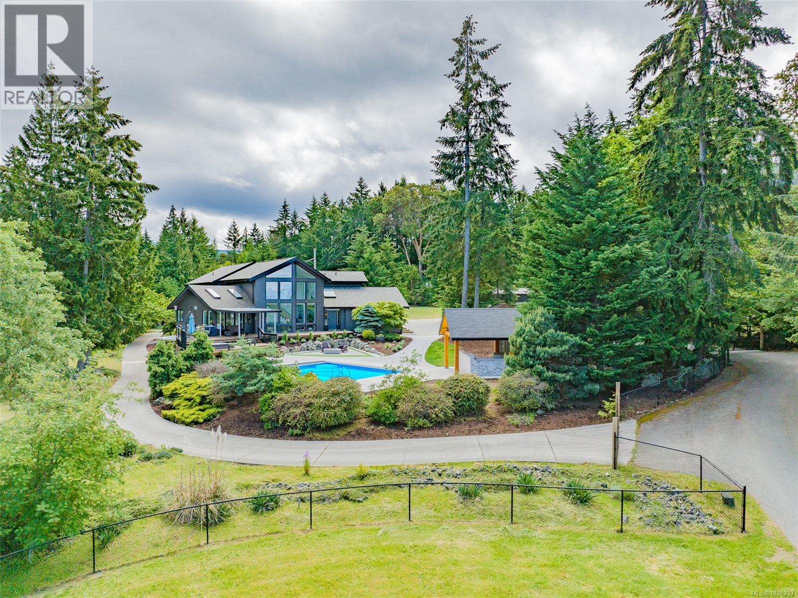 7255 Aulds Rd, Lantzville