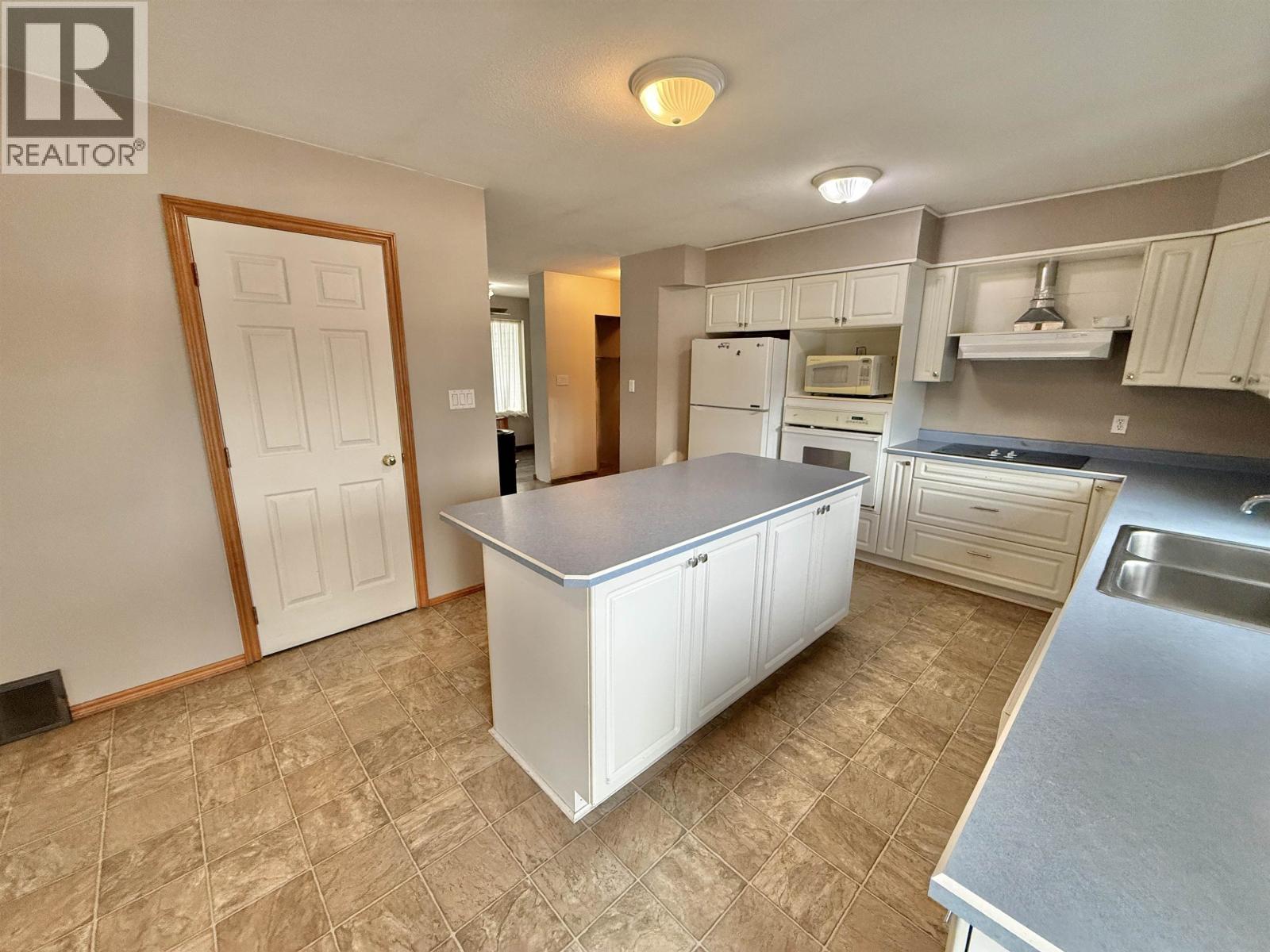 4006 BLUESTONE ROAD, Quesnel