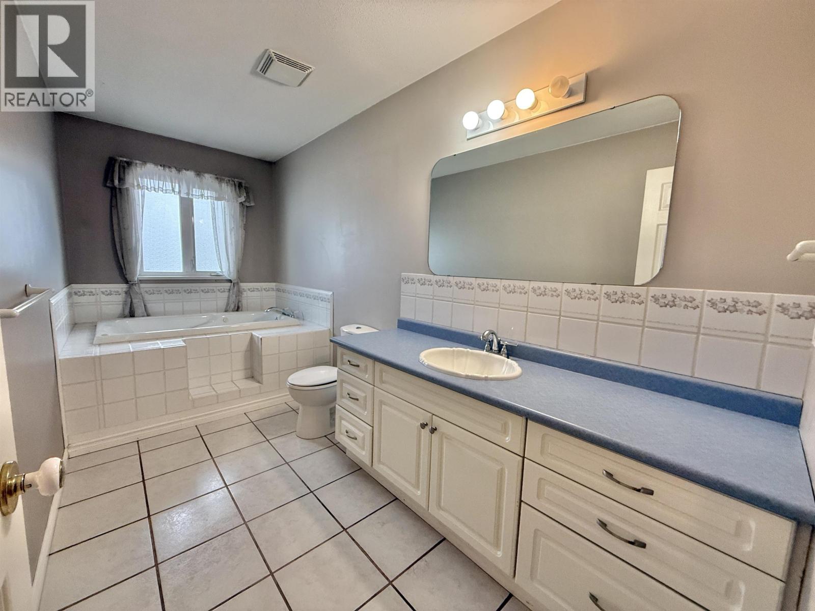 4006 BLUESTONE ROAD, Quesnel