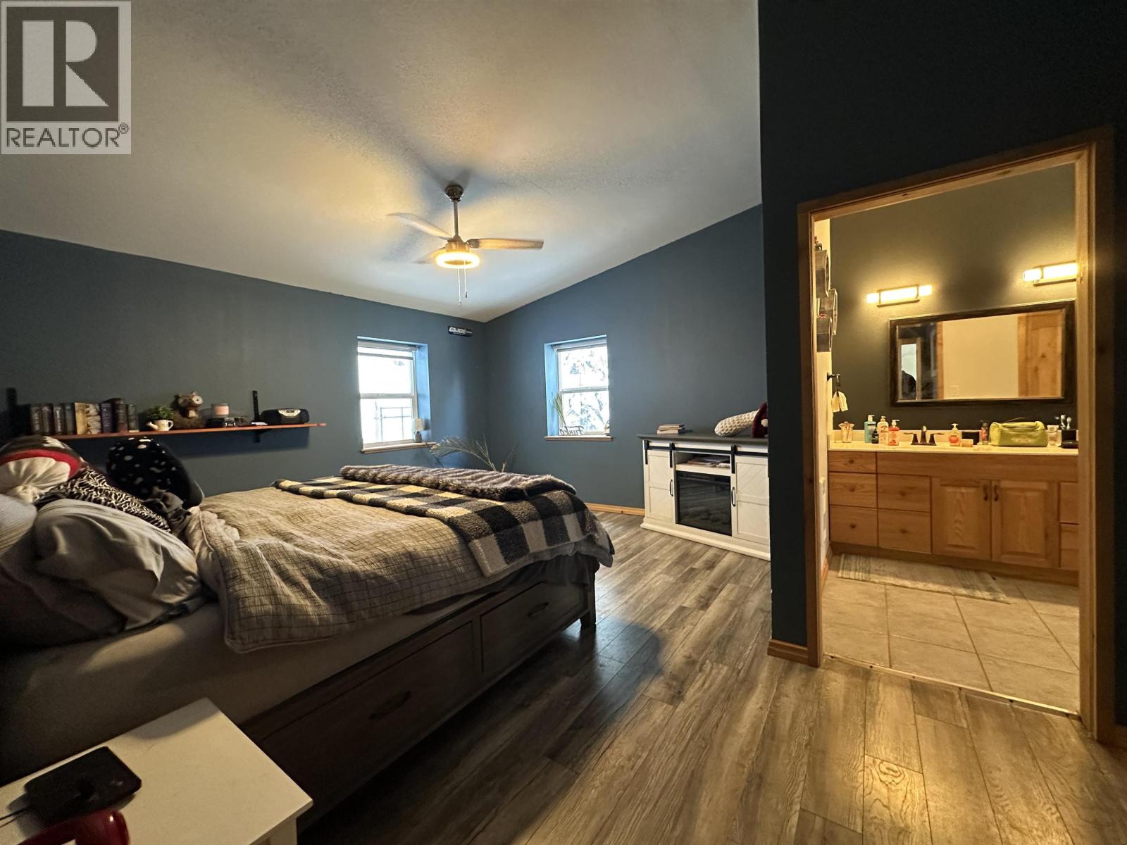 6508 HORSE LAKE ROAD - 26