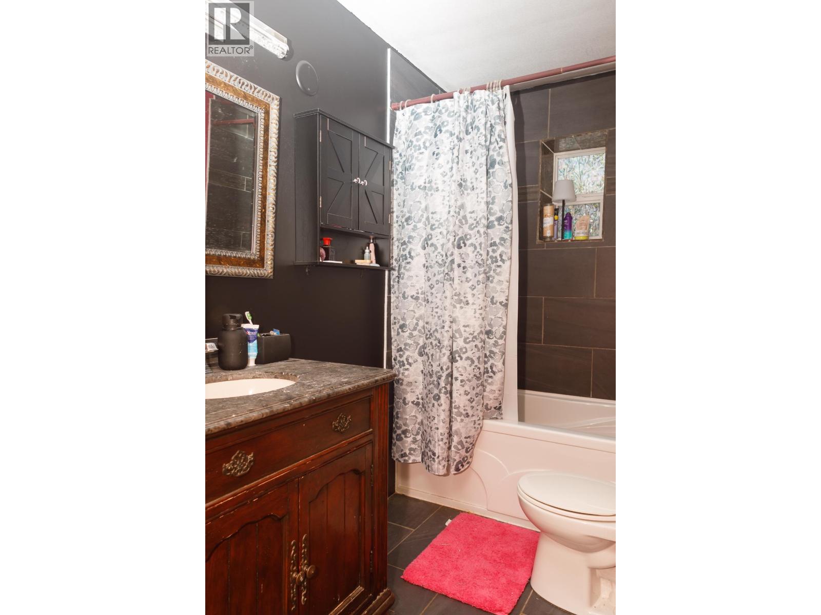 6508 HORSE LAKE ROAD - 28