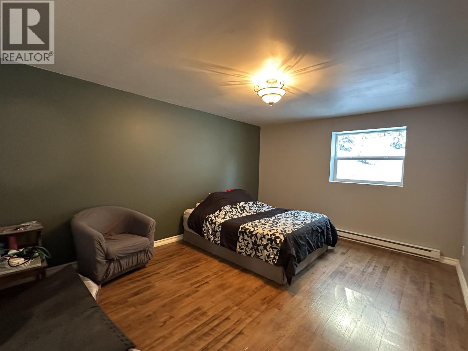 6508 HORSE LAKE ROAD - 37