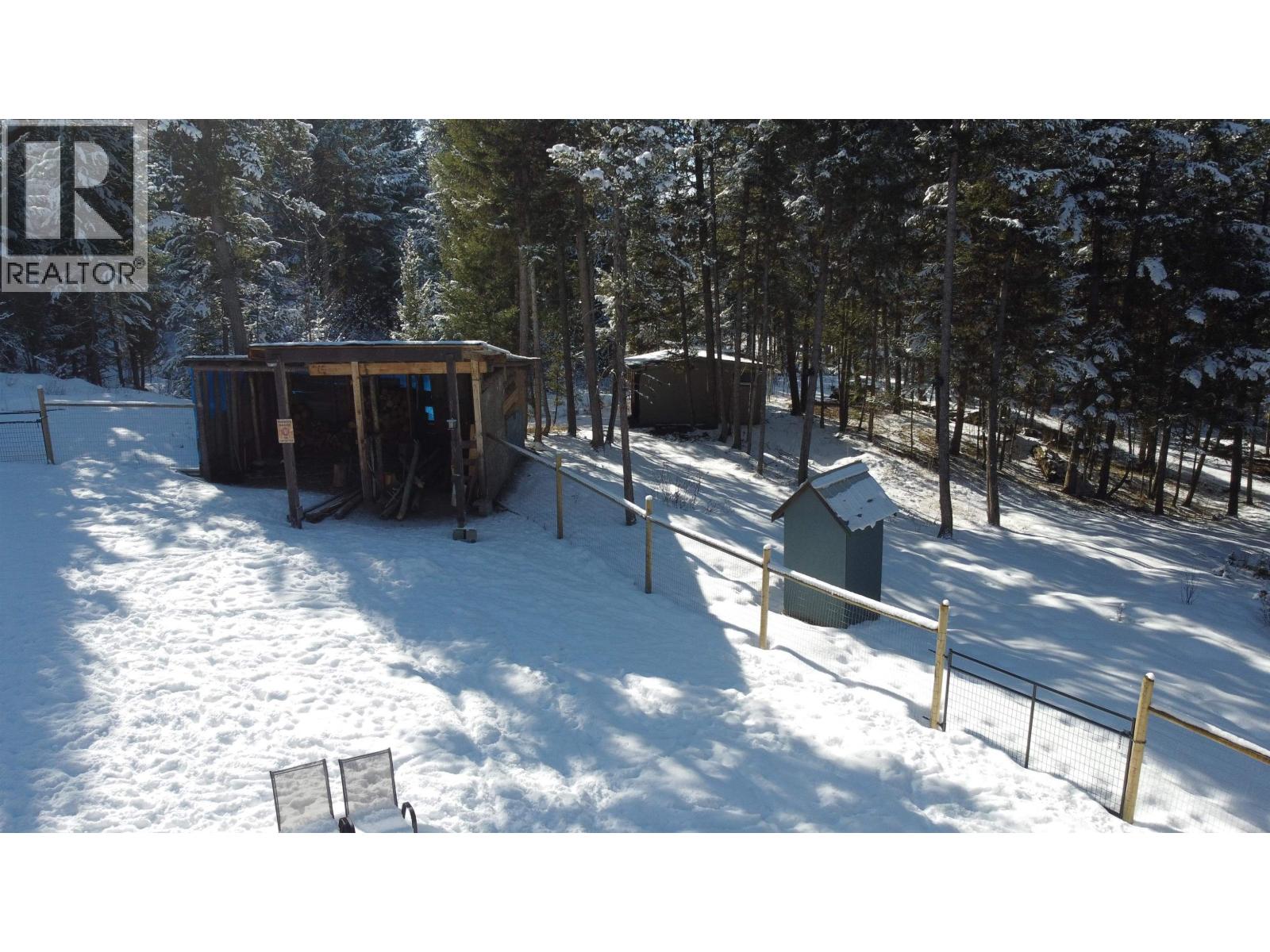 6508 HORSE LAKE ROAD - 7