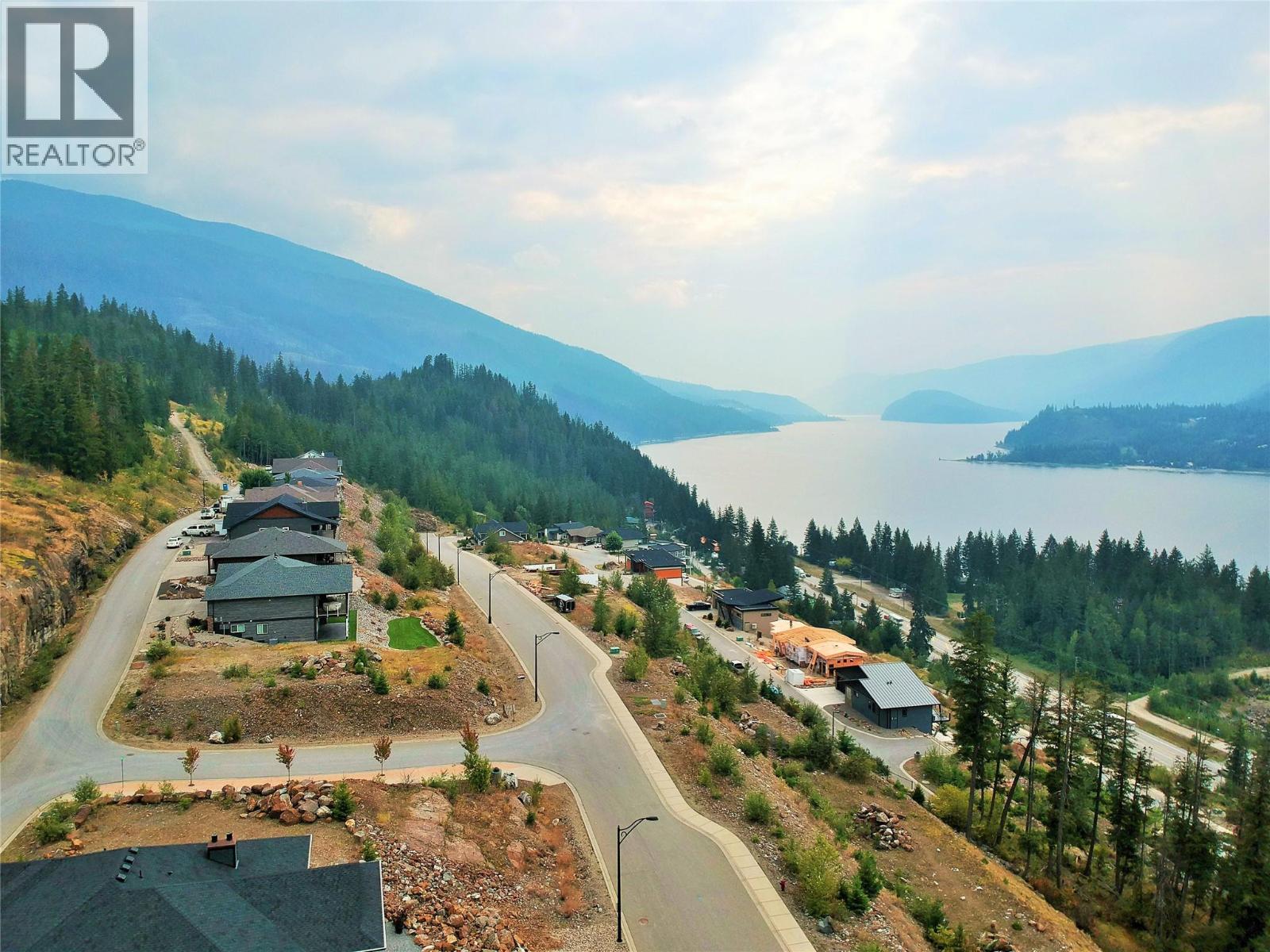 238 Bayview Drive, Sicamous