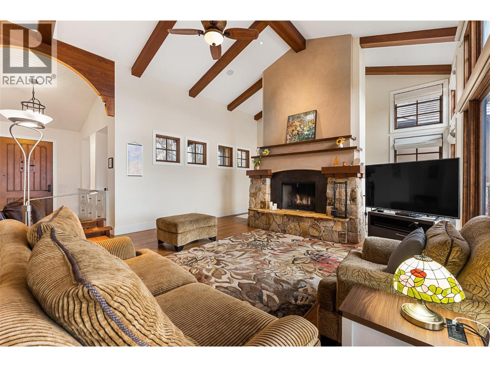 2457 Selkirk Drive, Kelowna