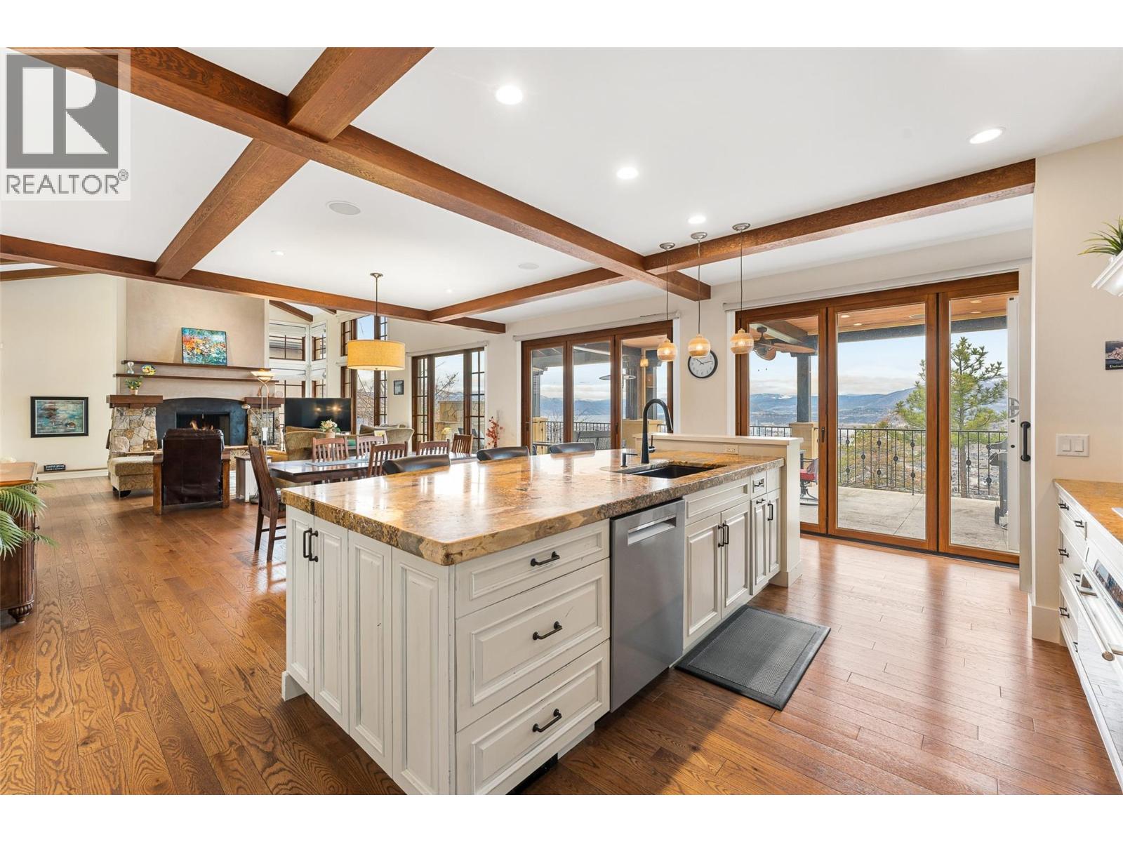 2457 Selkirk Drive, Kelowna