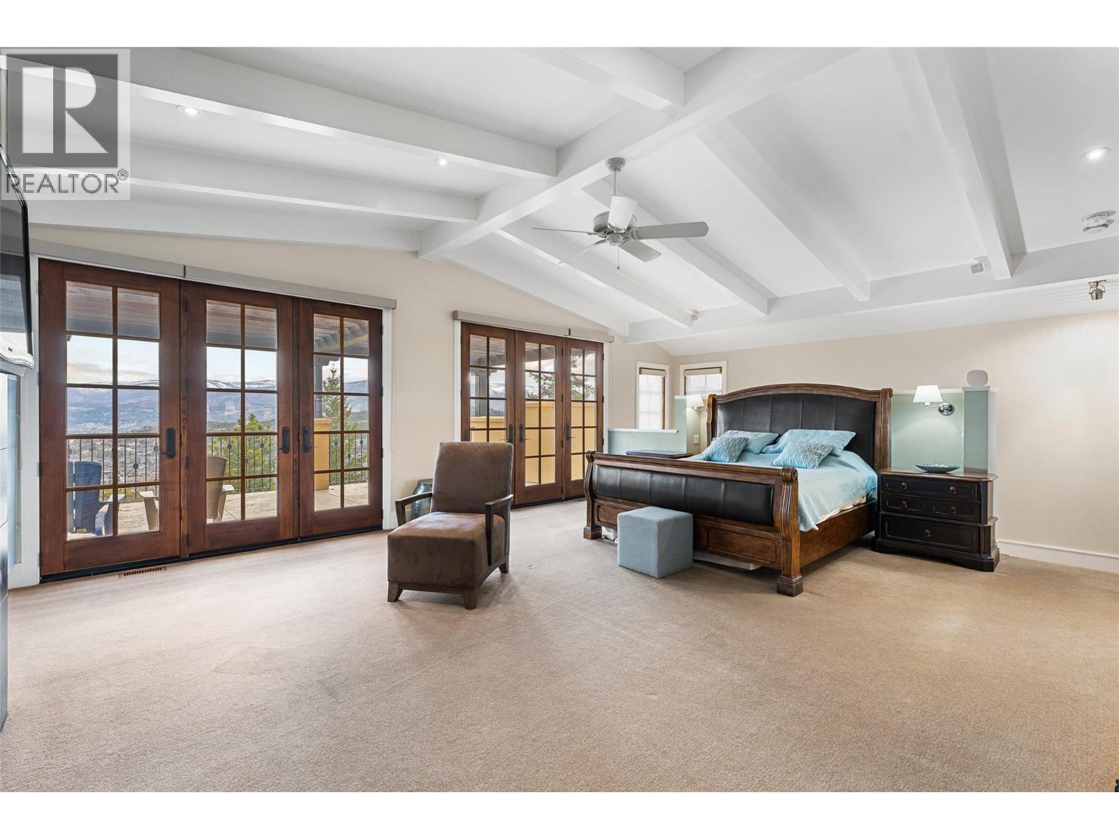 2457 Selkirk Drive, Kelowna