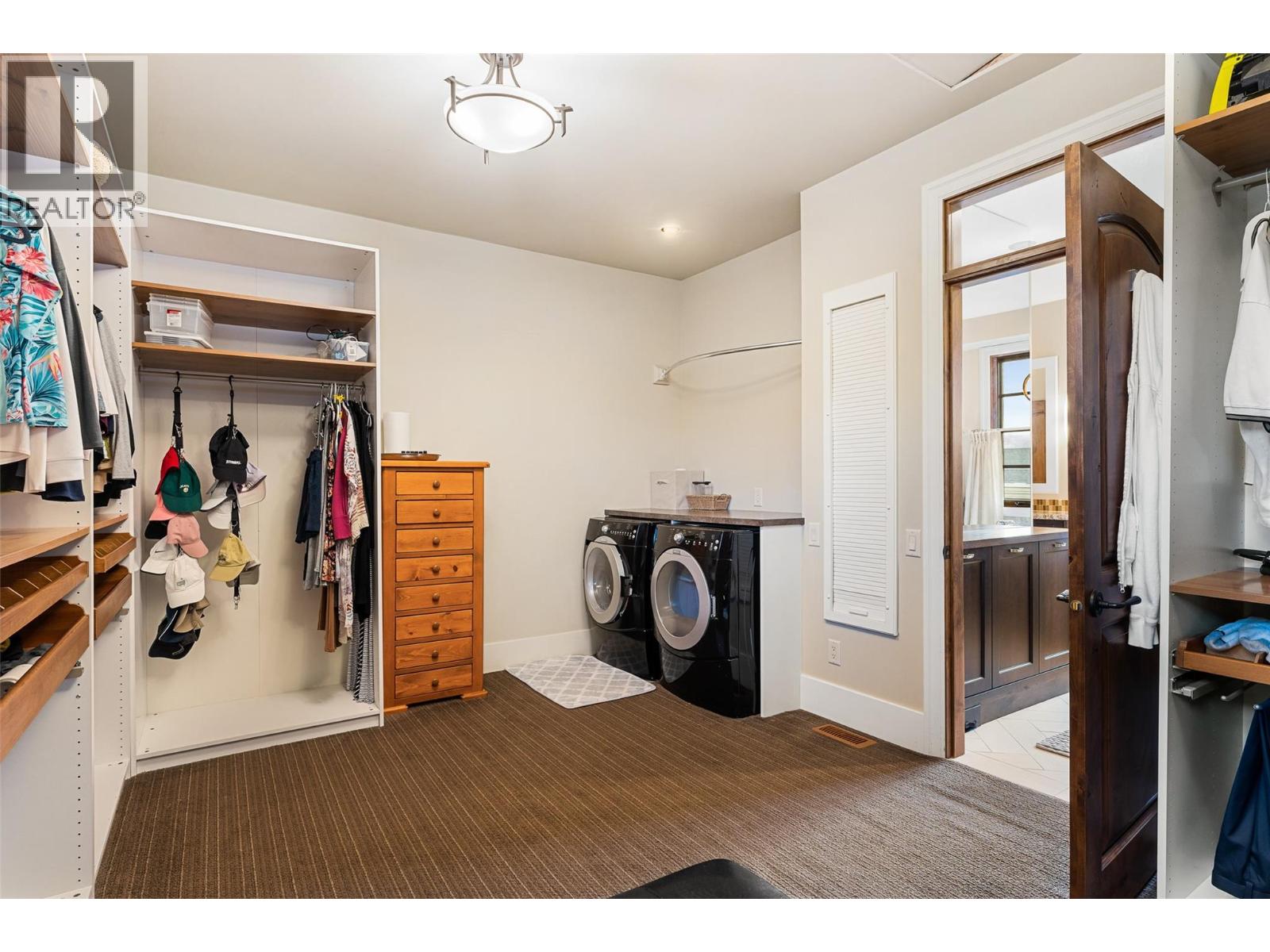 2457 Selkirk Drive, Kelowna