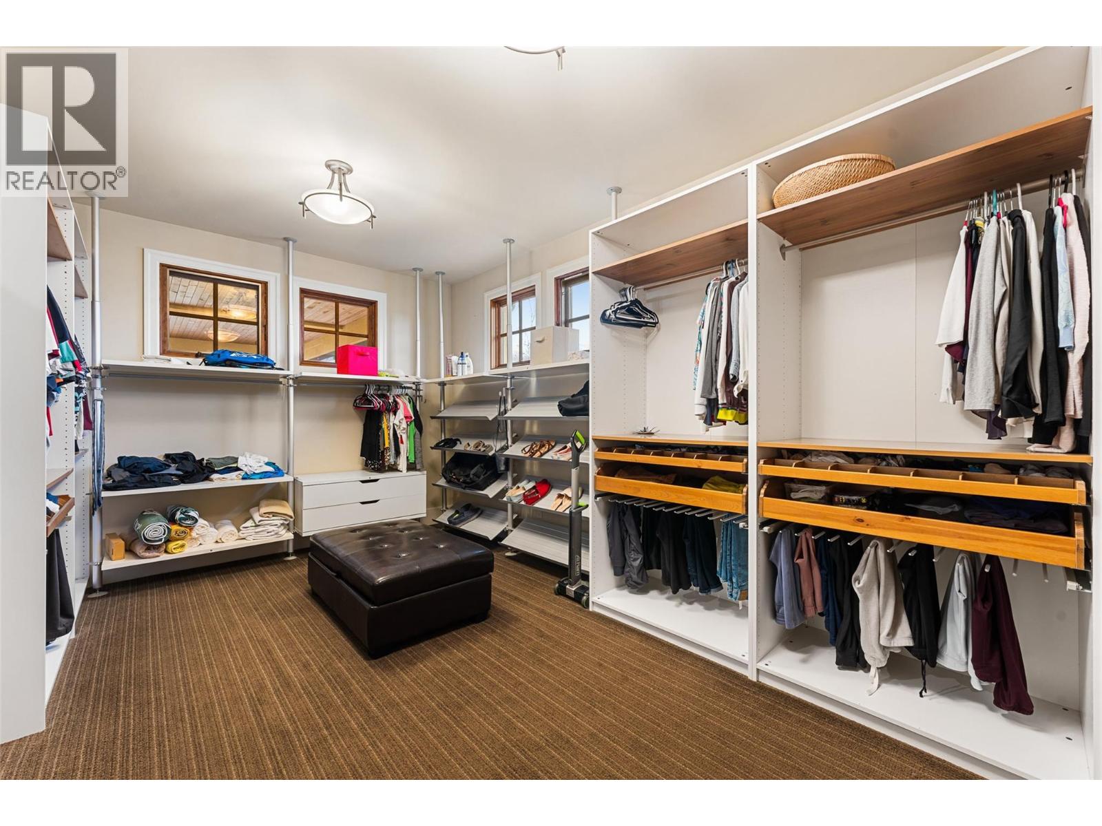 2457 Selkirk Drive, Kelowna