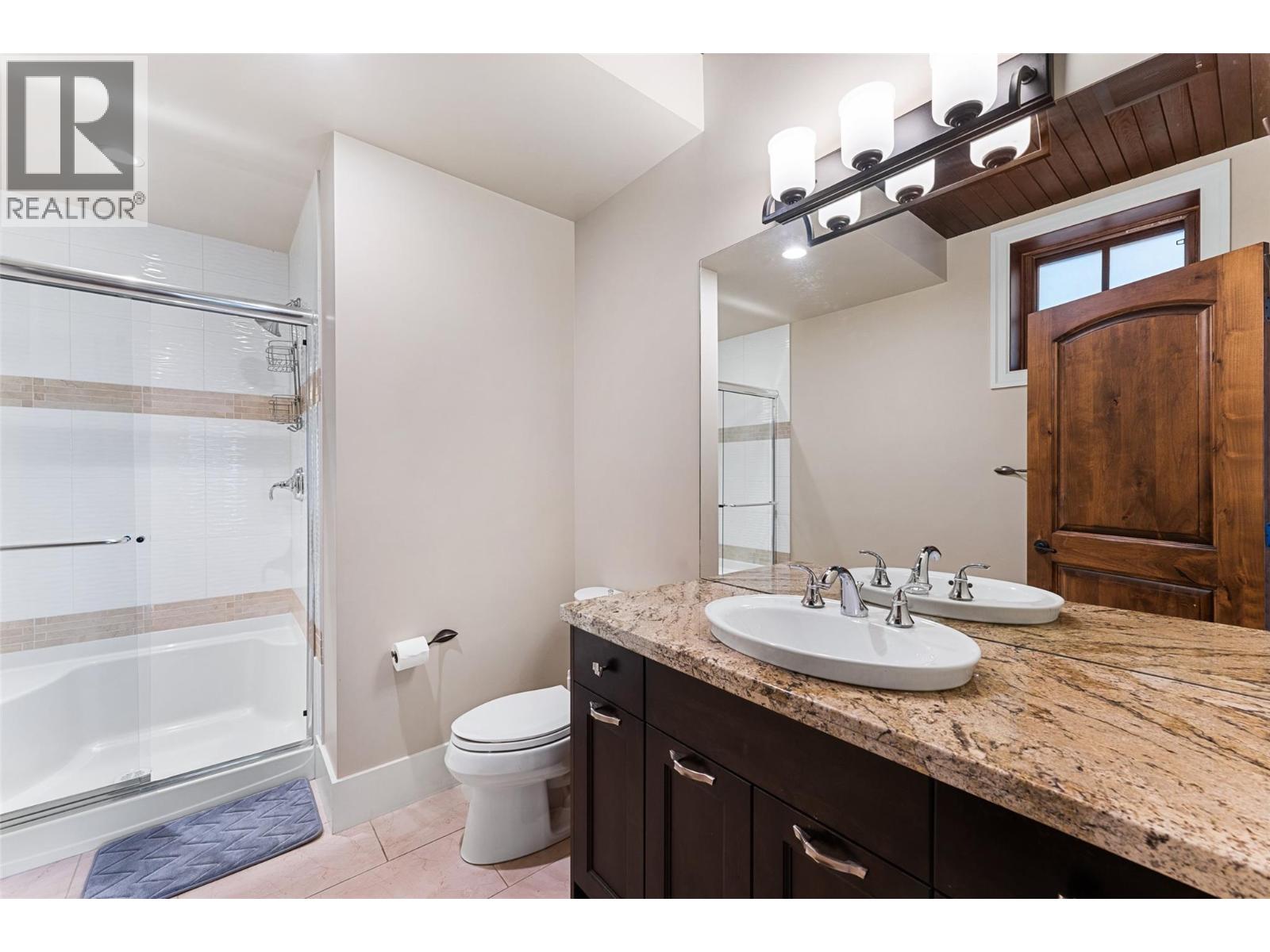 2457 Selkirk Drive, Kelowna