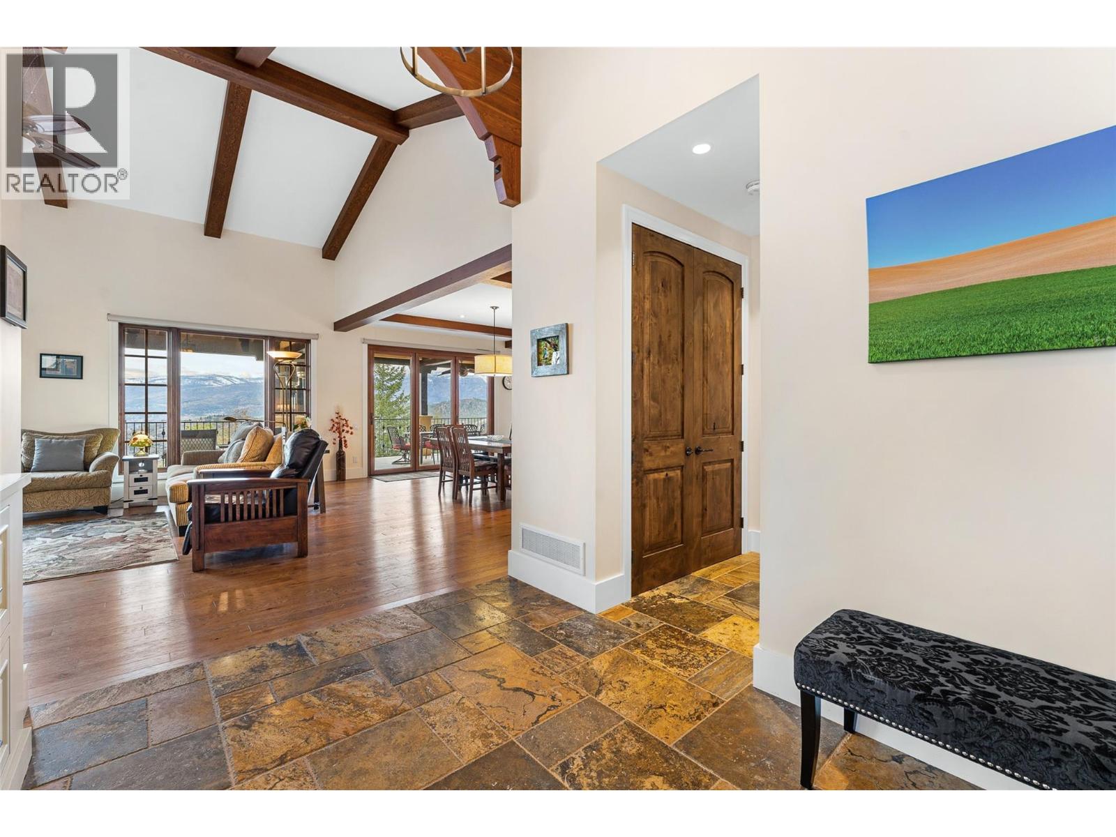 2457 Selkirk Drive, Kelowna