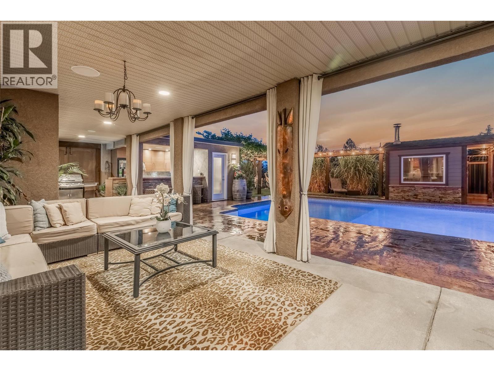 3266 Merlot Court, West Kelowna