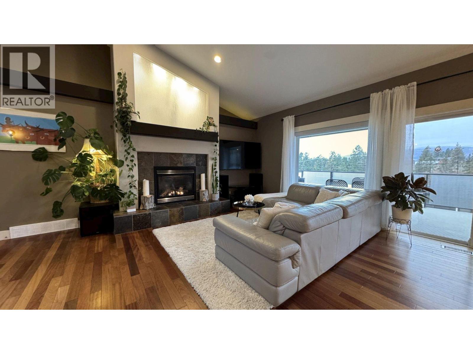 3266 Merlot Court, West Kelowna
